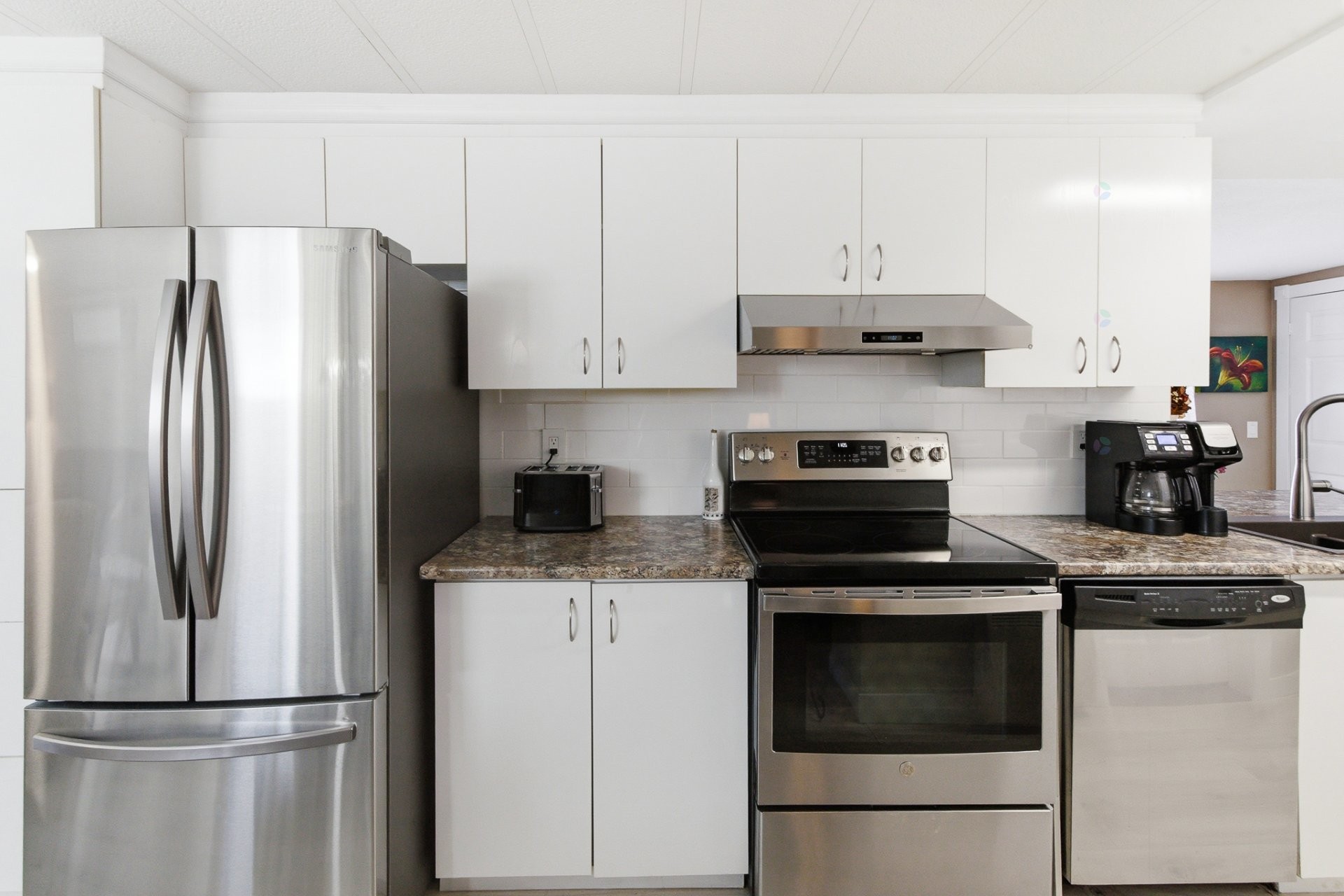 









30


13e Avenue O.

,
Gatineau (Gatineau),




QC
J8T5R1

