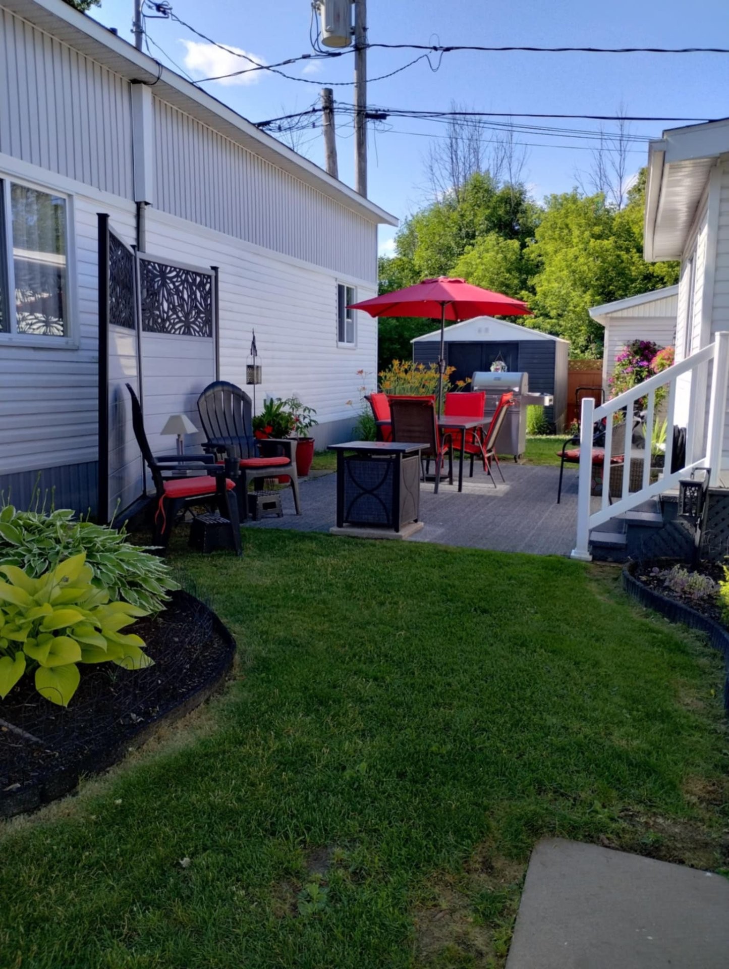 









30


13e Avenue O.

,
Gatineau (Gatineau),




QC
J8T5R1

