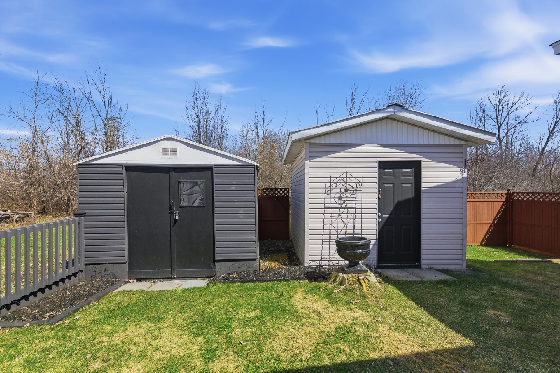 









30


13e Avenue O.

,
Gatineau (Gatineau),




QC
J8T5R1

