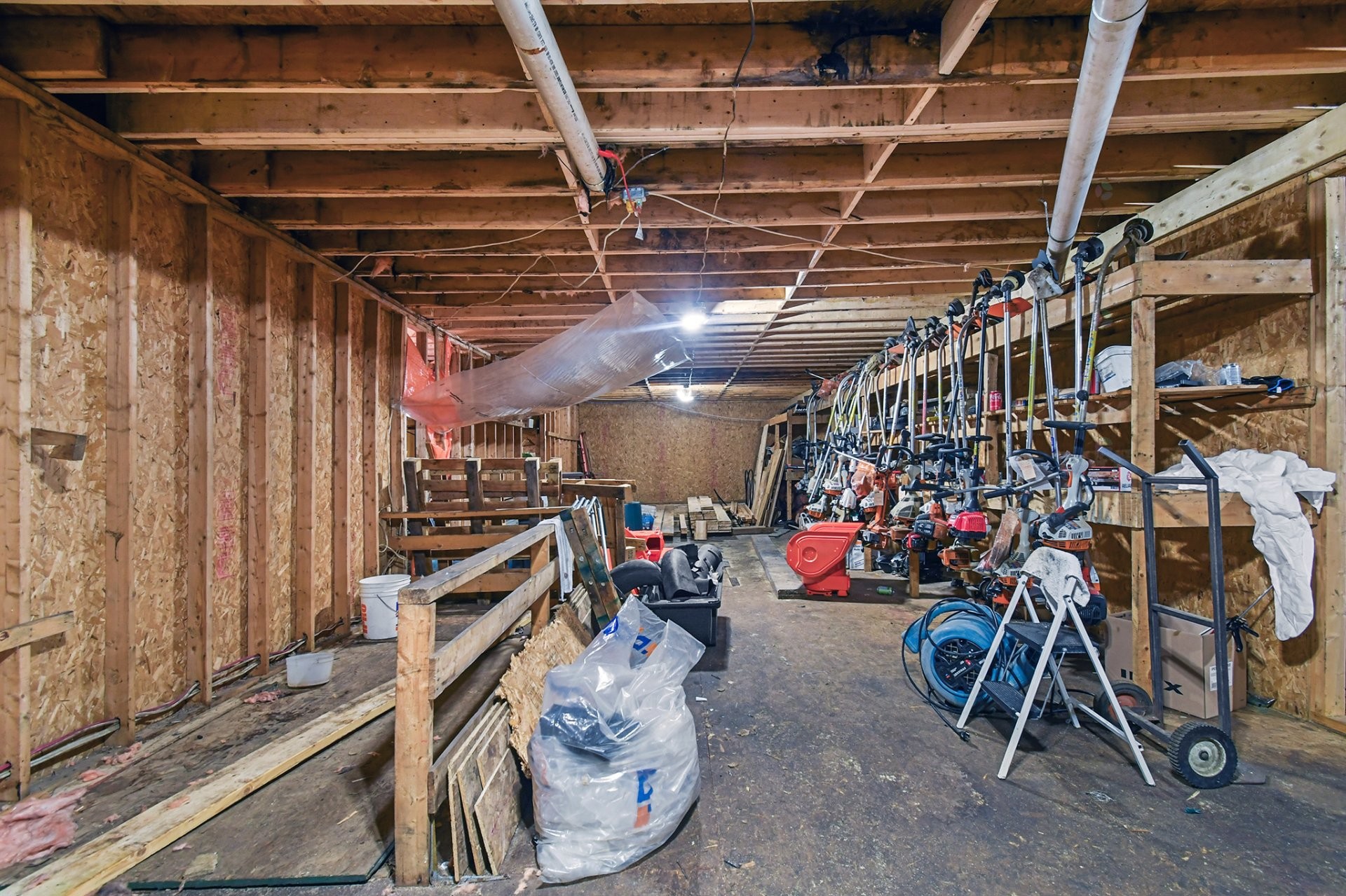 









1801


Route Louis-Cyr

,
Saint-Jean-de-Matha,




QC
J0K2S0

