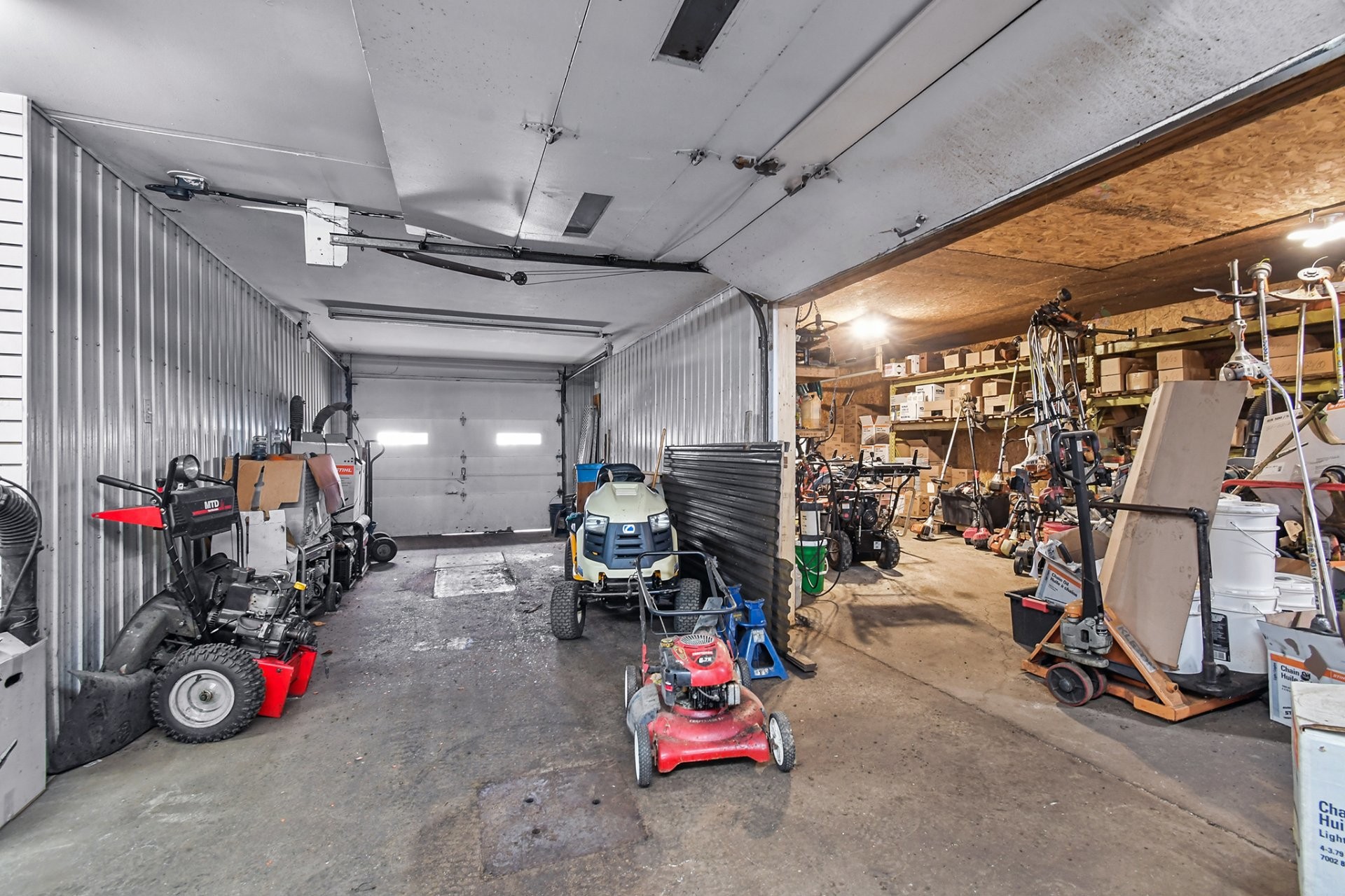 









1801


Route Louis-Cyr

,
Saint-Jean-de-Matha,




QC
J0K2S0

