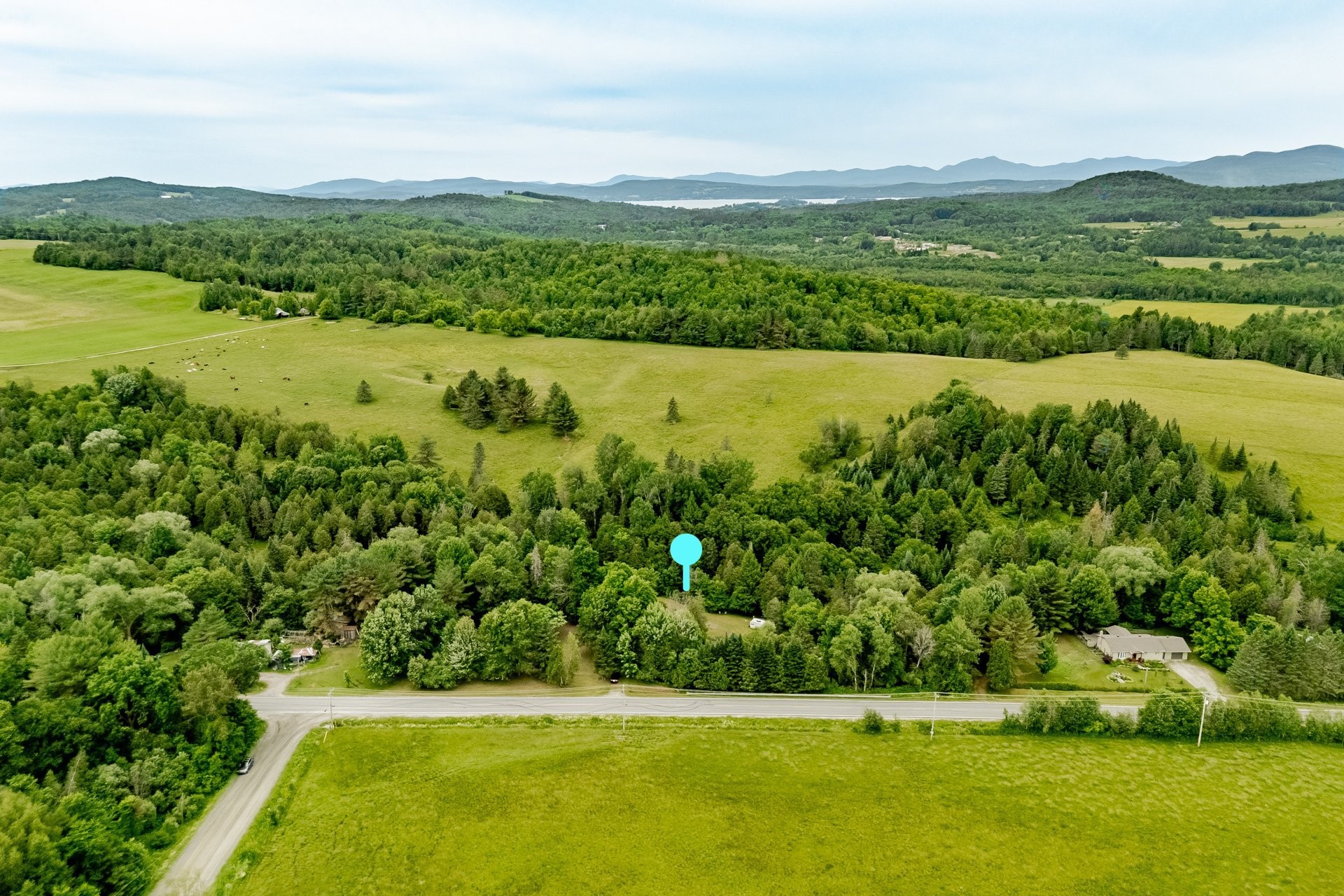 









695


Ch. de Stanstead

,
Ogden,







QC
J0B3E3

