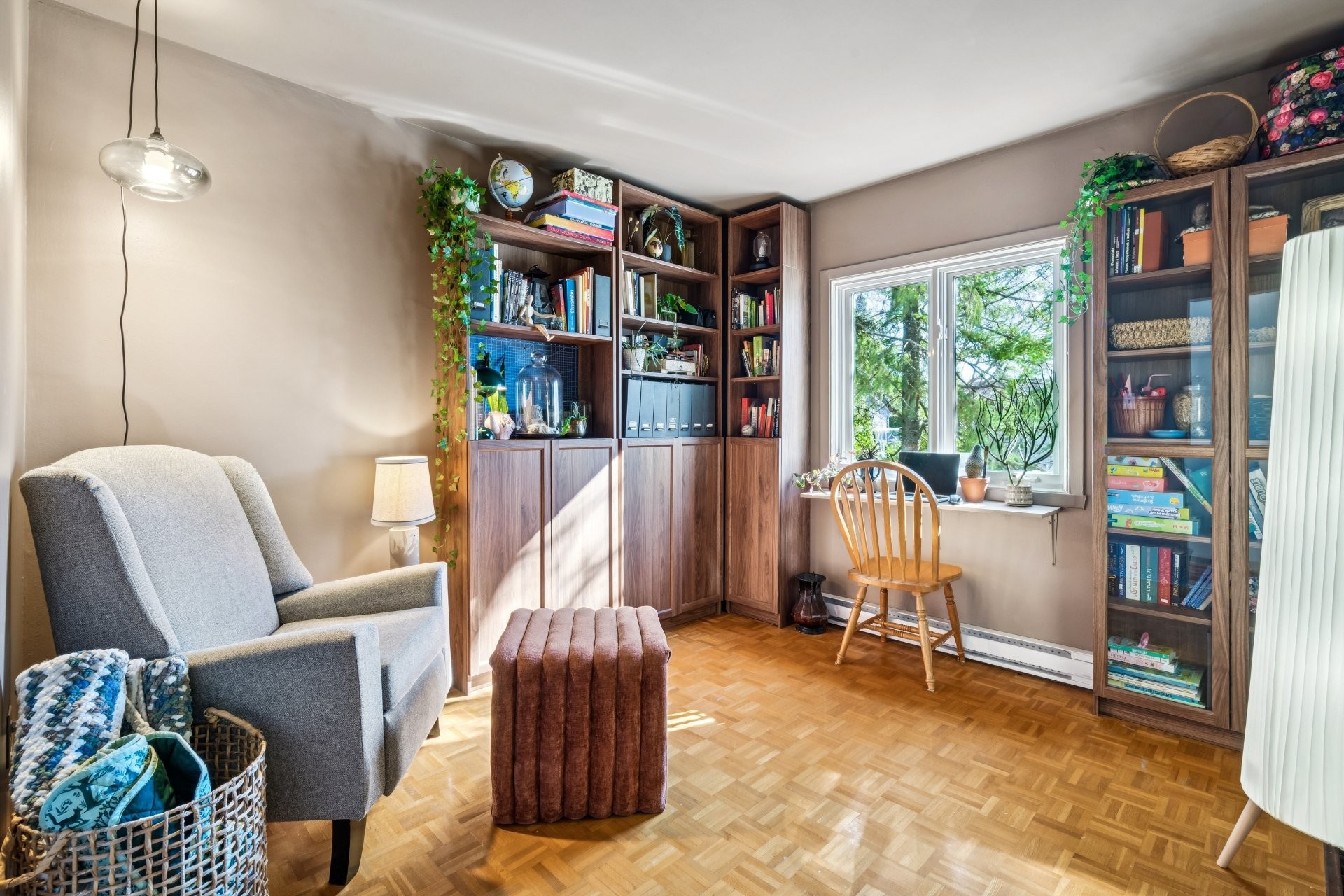 









440


Rue Dominique

,
Sainte-Julie,




QC
J3E3E3

