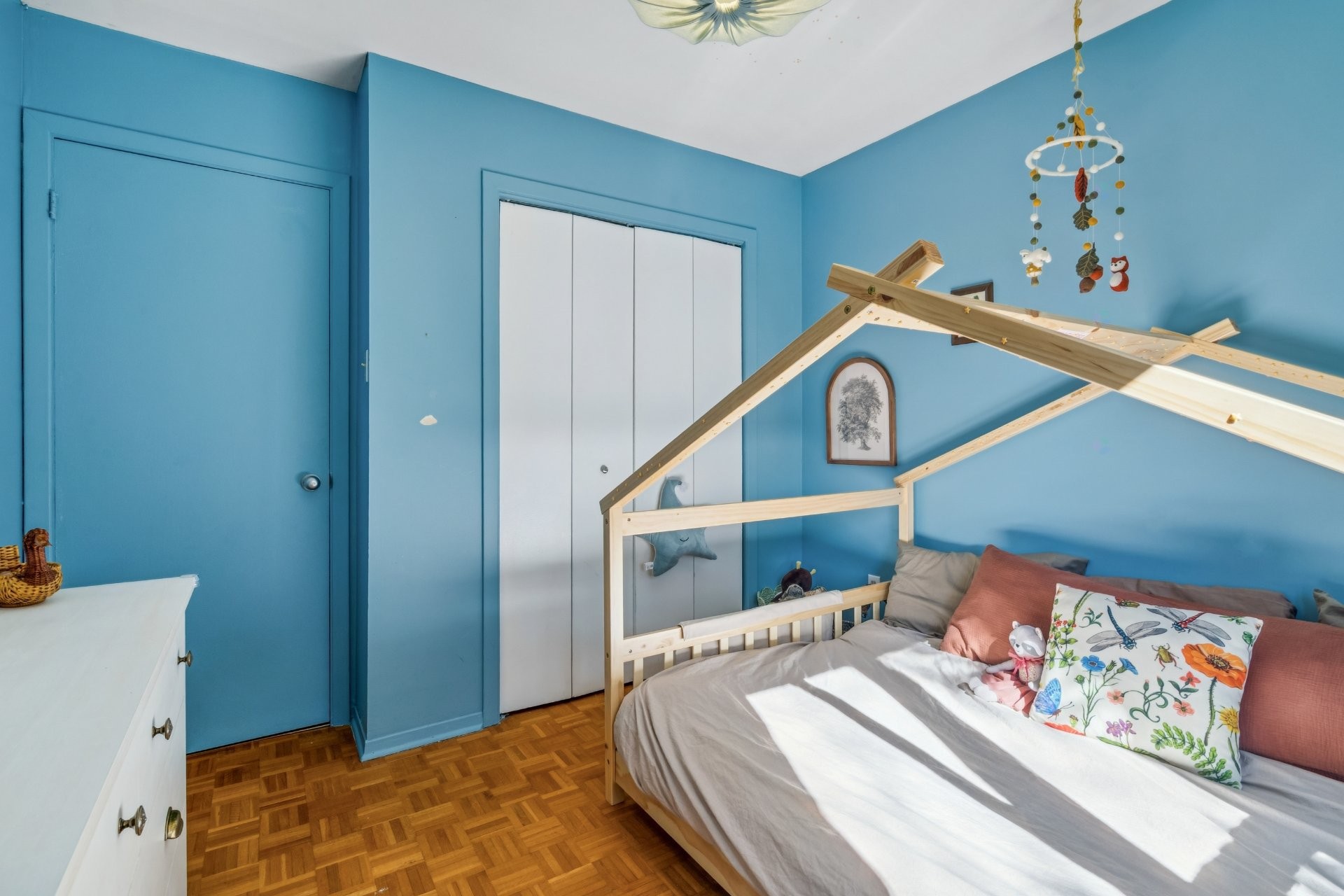 









440


Rue Dominique

,
Sainte-Julie,




QC
J3E3E3

