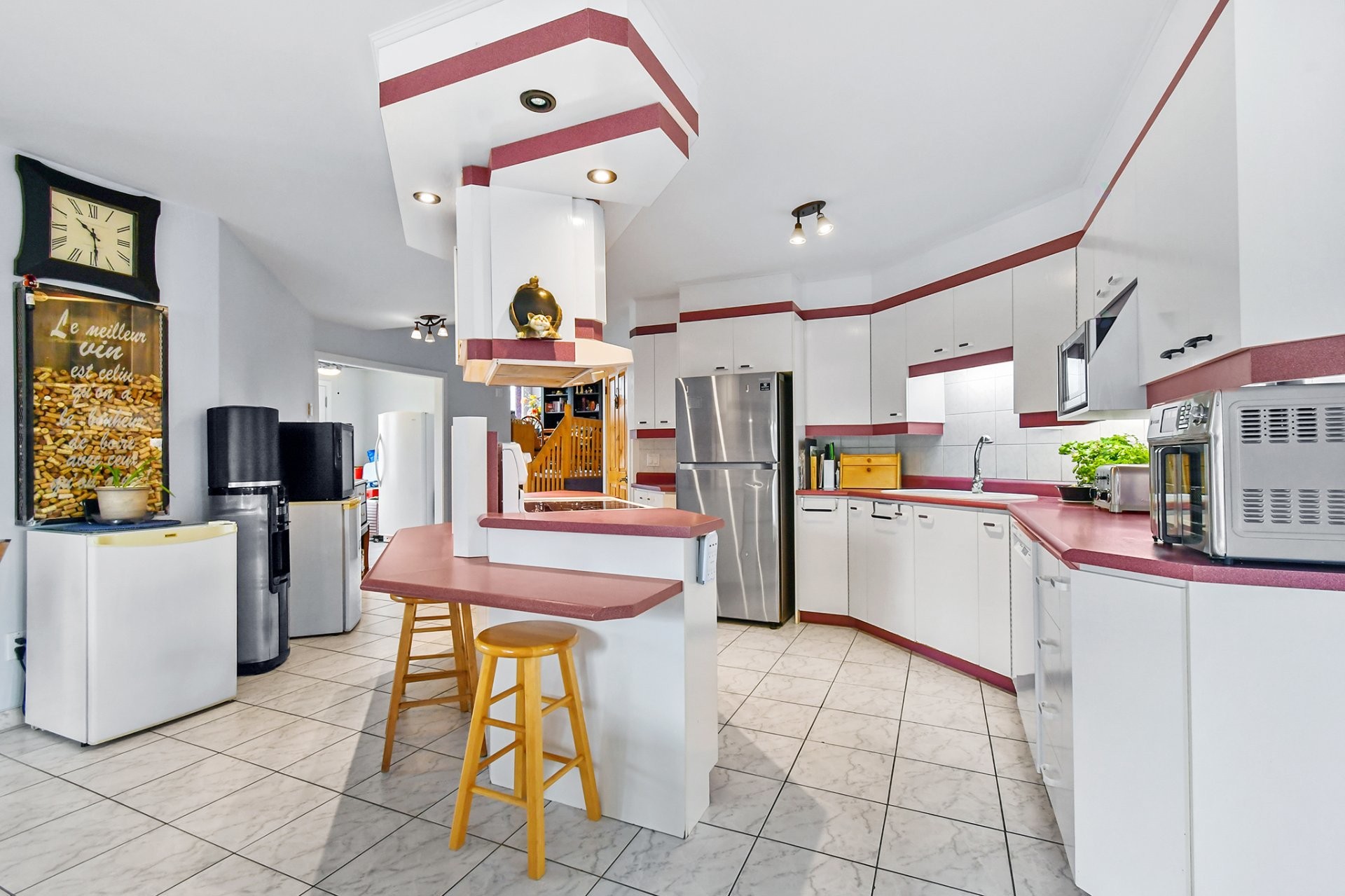 









1811


Route Louis-Cyr

,
Saint-Jean-de-Matha,




QC
J0K2S0


