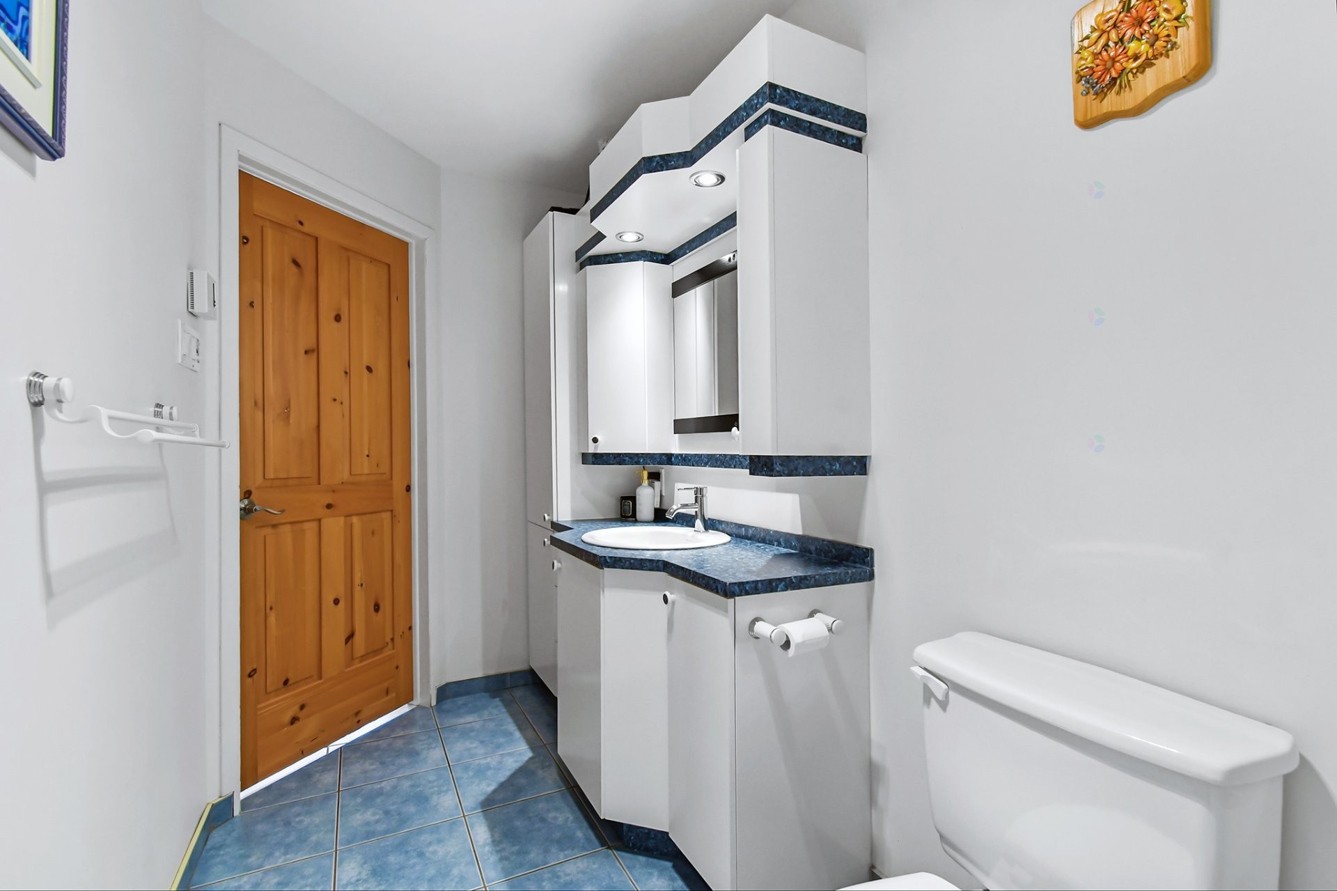 









1811


Route Louis-Cyr

,
Saint-Jean-de-Matha,




QC
J0K2S0

