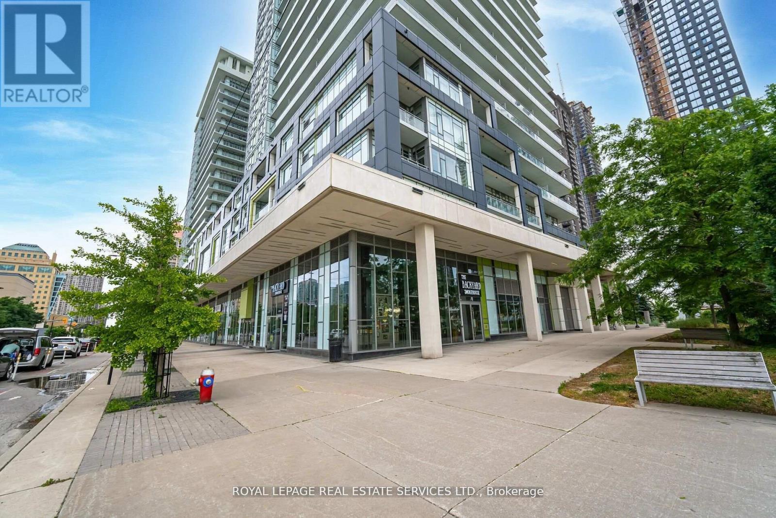












602 - 360 SQUARE ONE DRIVE

,
Mississauga,




Ontario
L5B0E6

