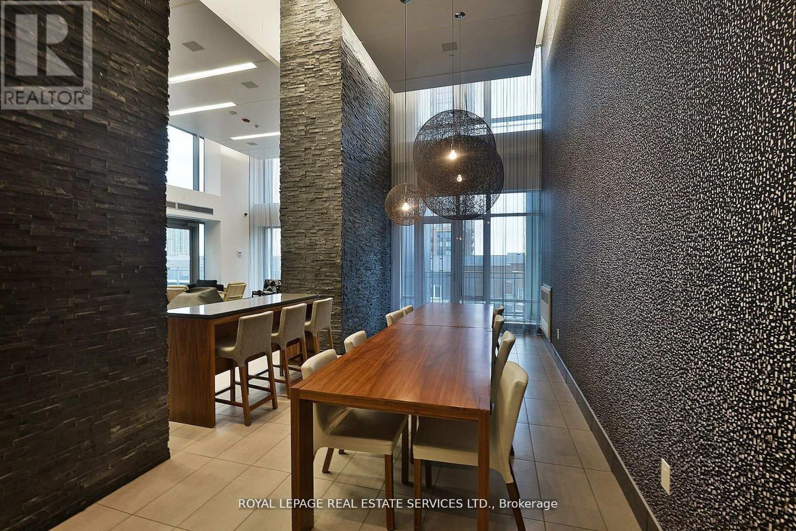 












602 - 360 SQUARE ONE DRIVE

,
Mississauga,




Ontario
L5B0E6

