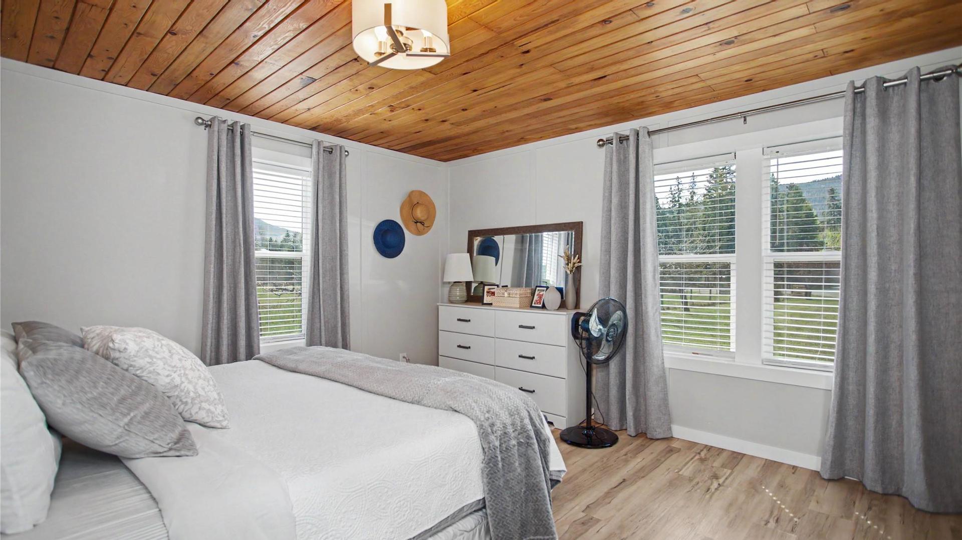 









3071


Creighton Valley

Road,
Cherryville,




BC
V0E 2G3


