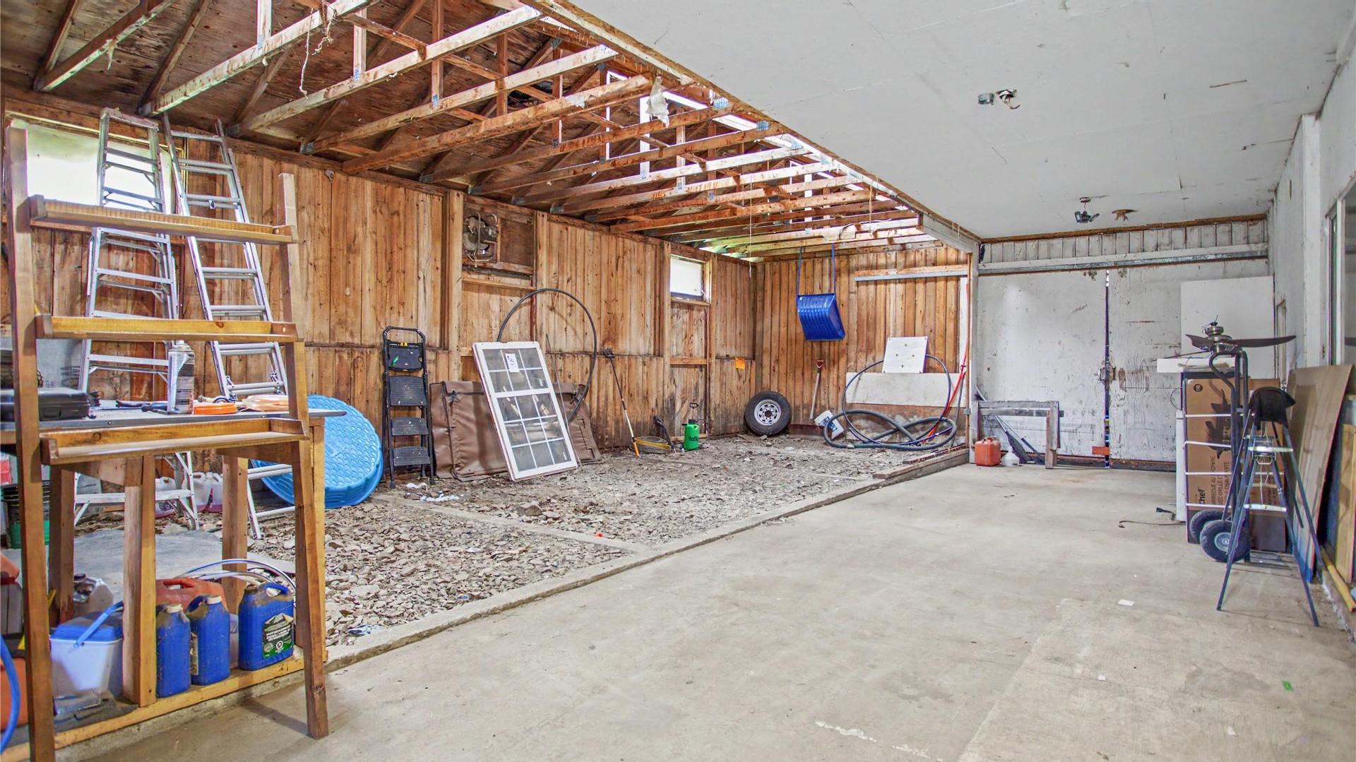 









3071


Creighton Valley

Road,
Cherryville,




BC
V0E 2G3

