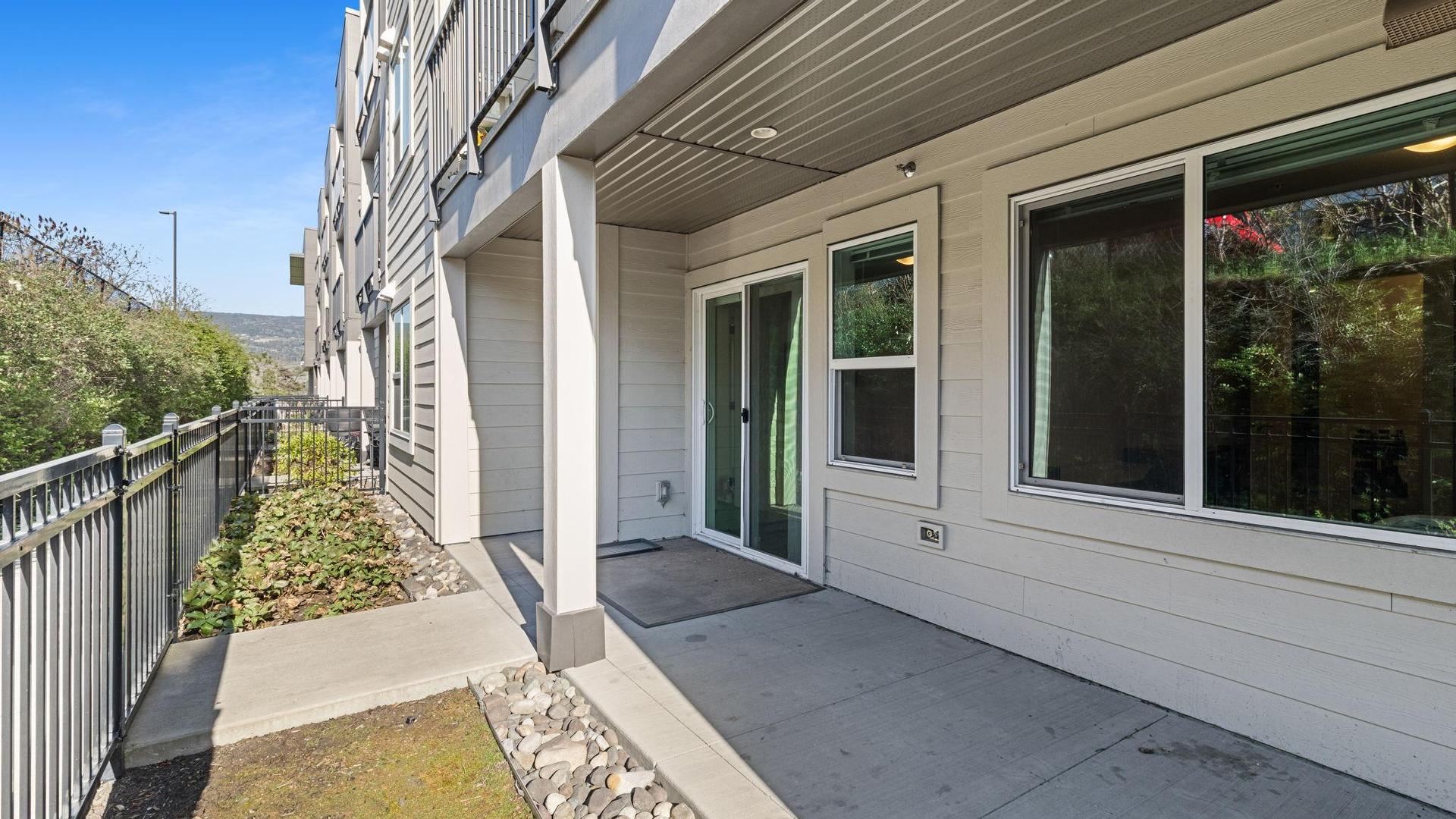 









655


Academy

Way, 110,
Kelowna,




BC
V1V 3A4

