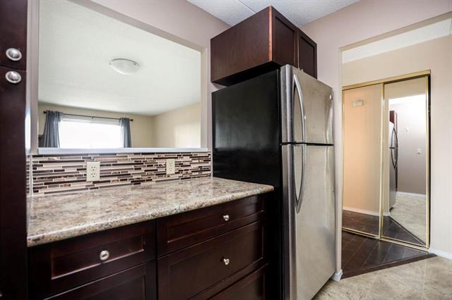 









376


Osborne

ST, 205,
Winnipeg,




MB
R3L 2V3

