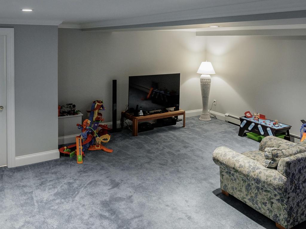 












79 Saxonhurst Drive

,
Bible Hill,




NS
B6L 4G5

