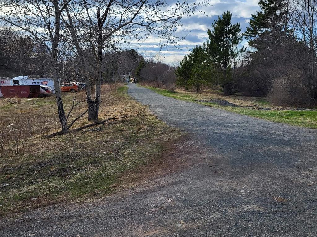 












281 Lower Truro Road

,
Lower Truro,




NS
B2N 1B2

