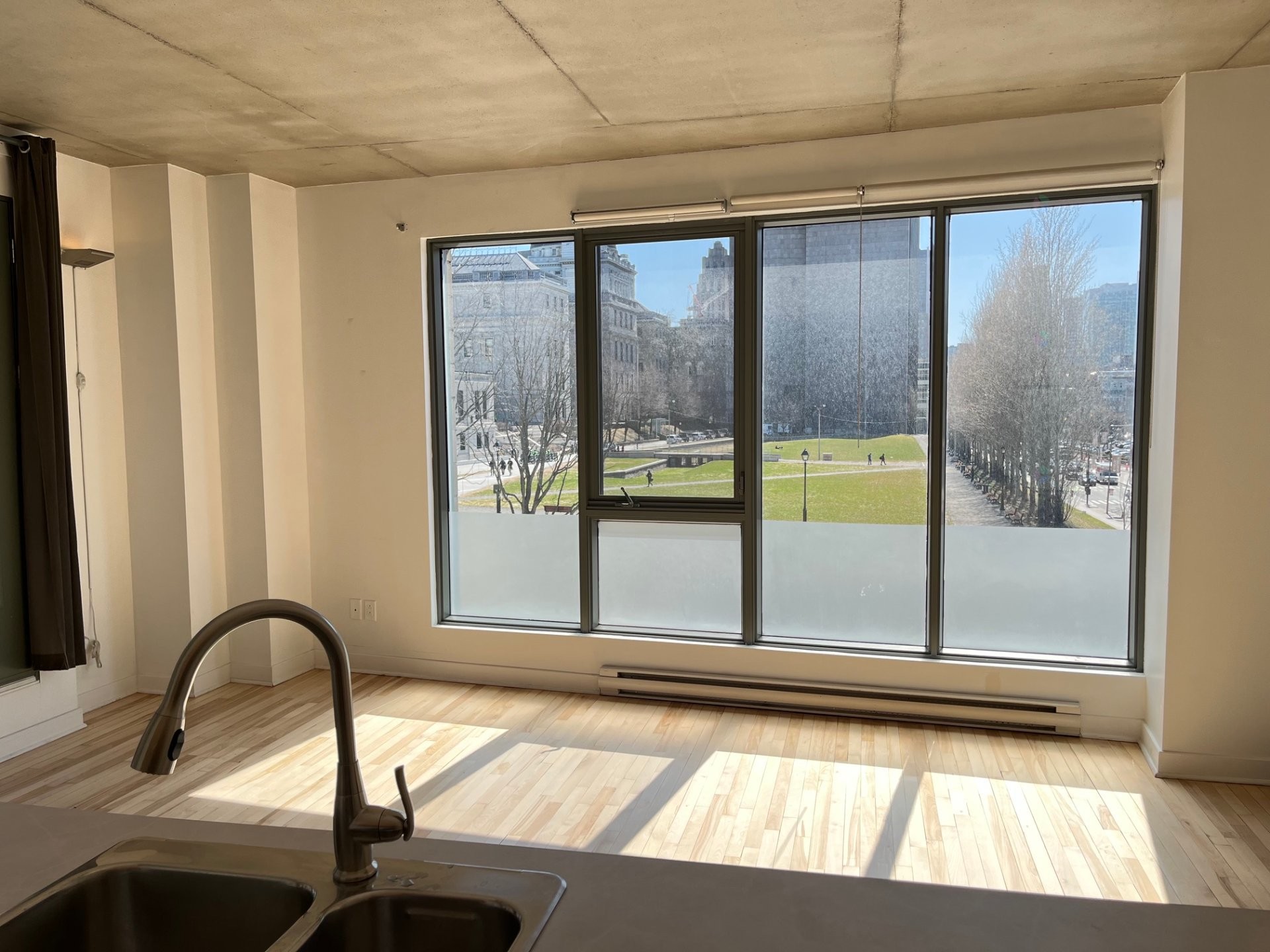 









777


Rue Gosford

, 404,
Montréal (Ville-Marie),




QC
H2Y4B7

