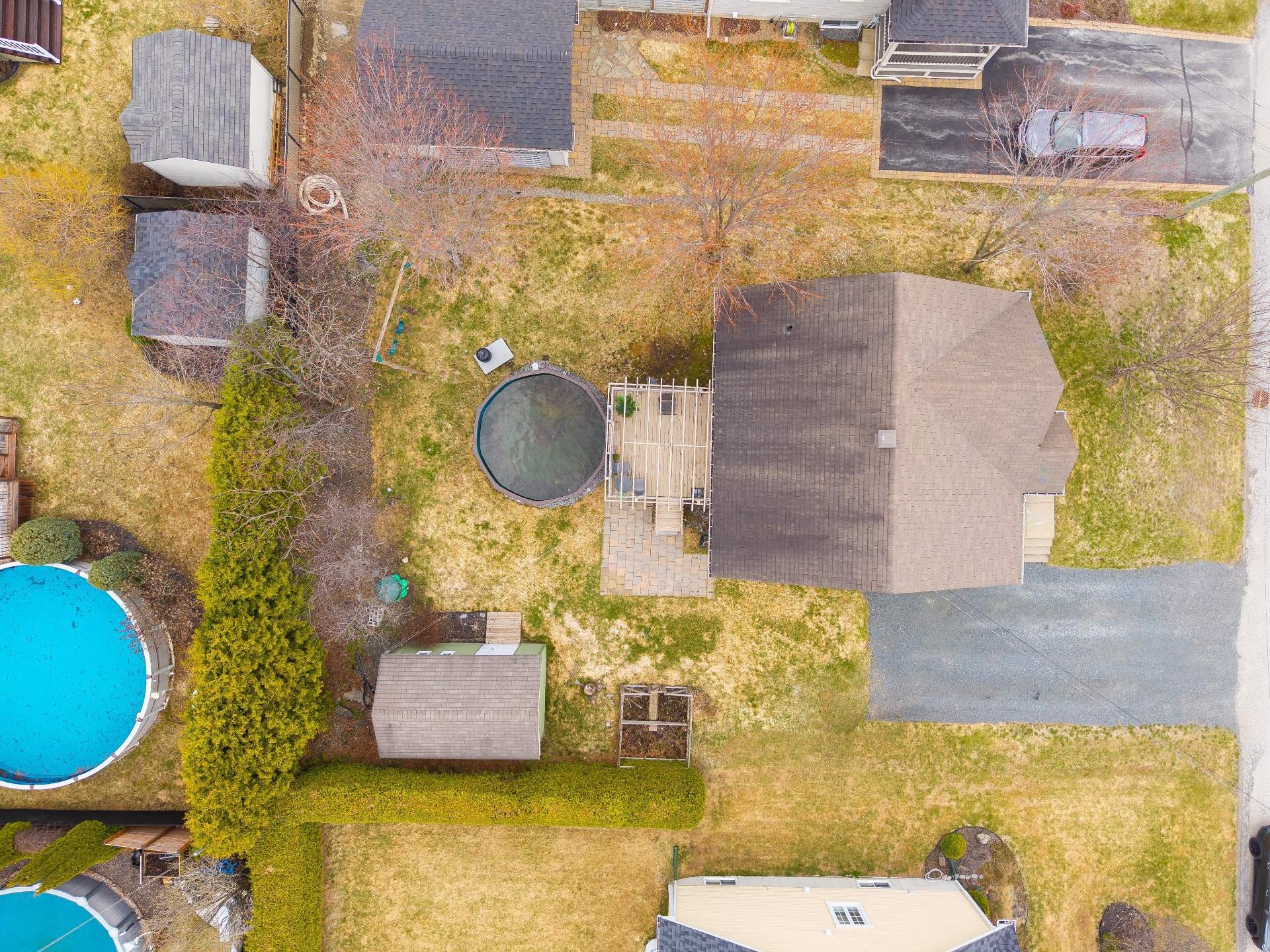 









1021


Rue Bastien

,
Sherbrooke (Brompton/Rock Forest/Saint-Élie/Deauville),




QC
J1N0K7

