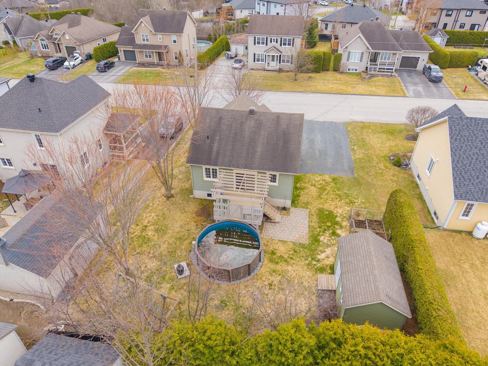









1021


Rue Bastien

,
Sherbrooke (Brompton/Rock Forest/Saint-Élie/Deauville),




QC
J1N0K7

