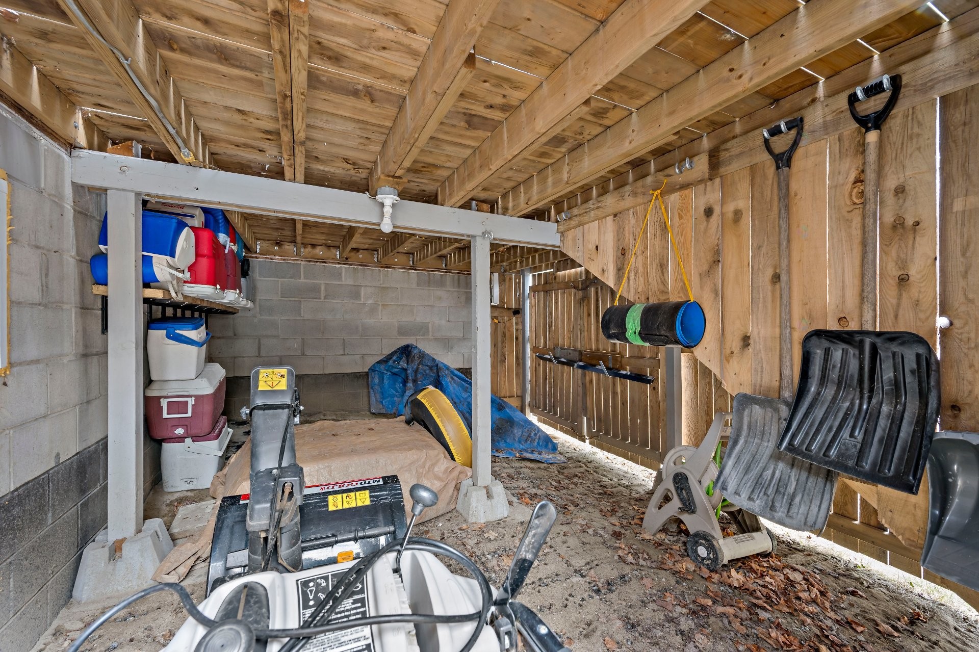 









1089


Ch. du Domaine

,
Saint-André-Avellin,




QC
J0V1W0

