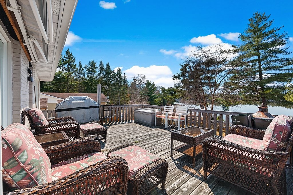 









14


Rue Benthley

,
Portage-du-Fort,




QC
J0X2T0

