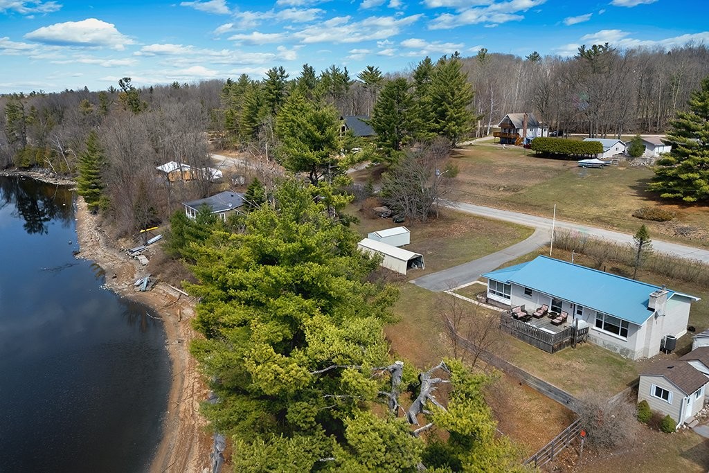 









14


Rue Benthley

,
Portage-du-Fort,




QC
J0X2T0

