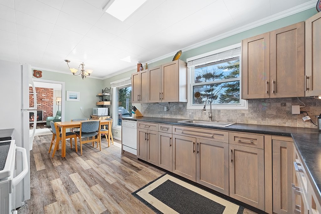 









14


Rue Benthley

,
Portage-du-Fort,




QC
J0X2T0

