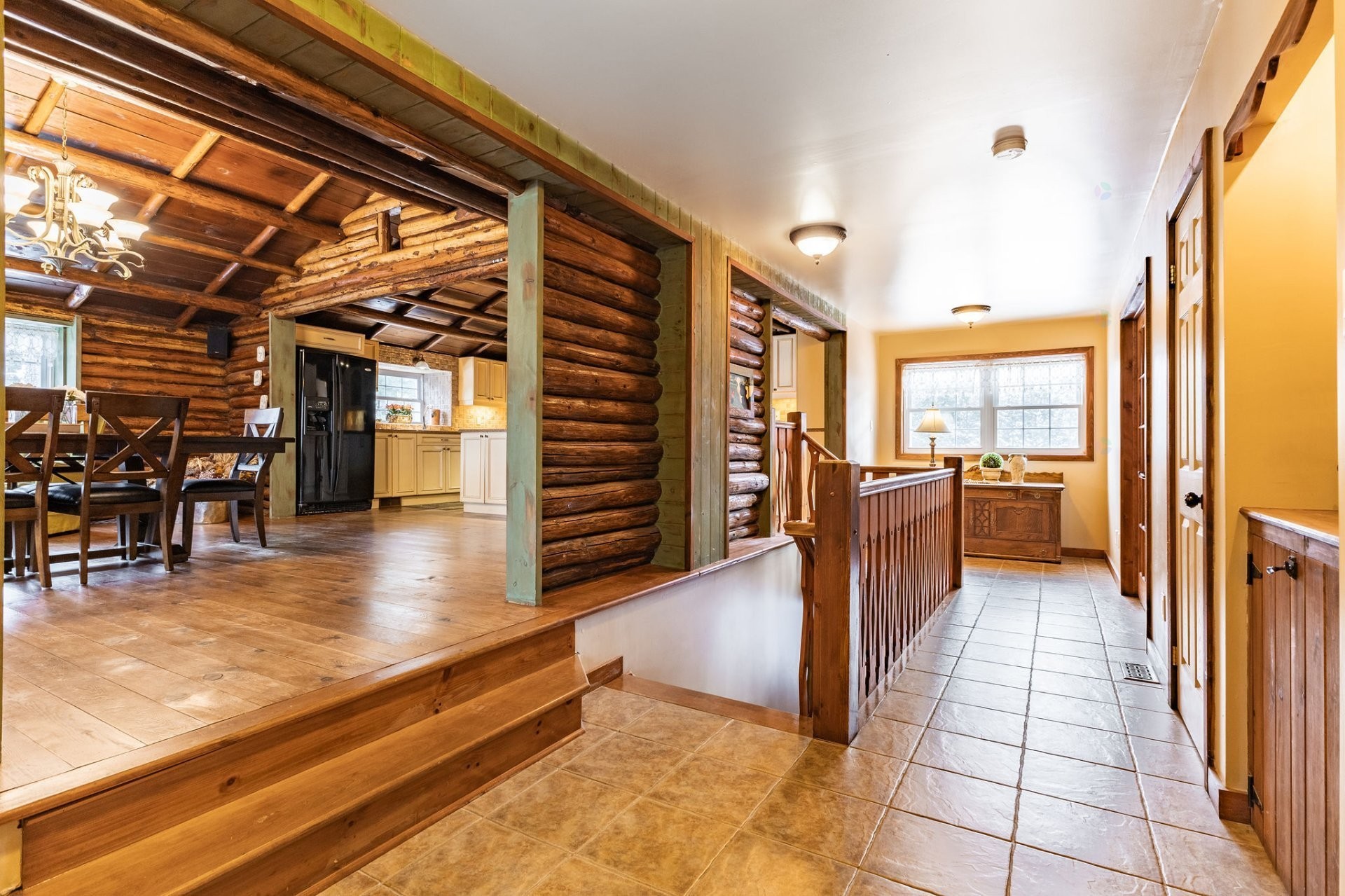 









23


Ch. Lockhart

,
Val-des-Monts,




QC
J8N2R9


