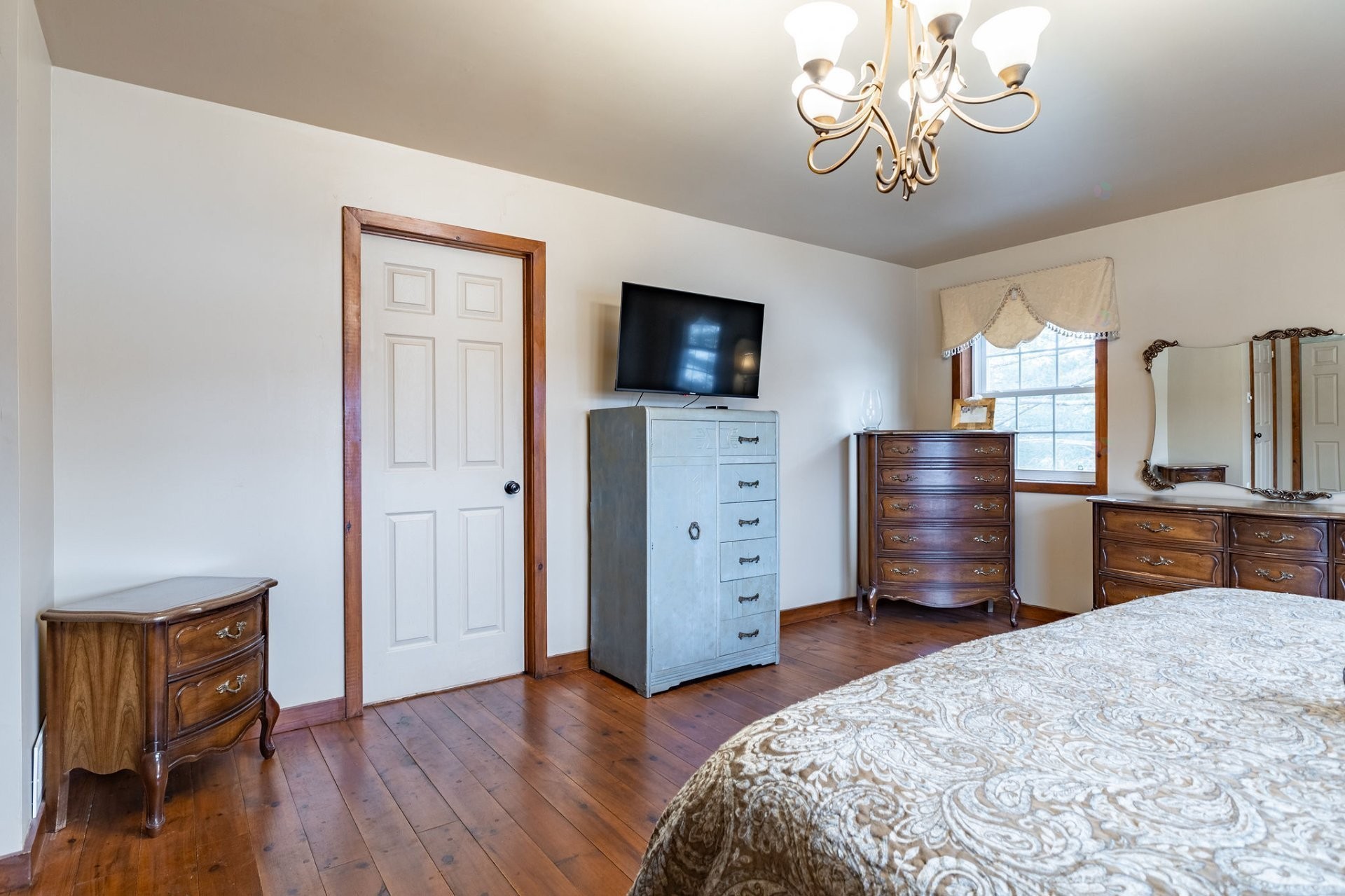 









23


Ch. Lockhart

,
Val-des-Monts,




QC
J8N2R9


