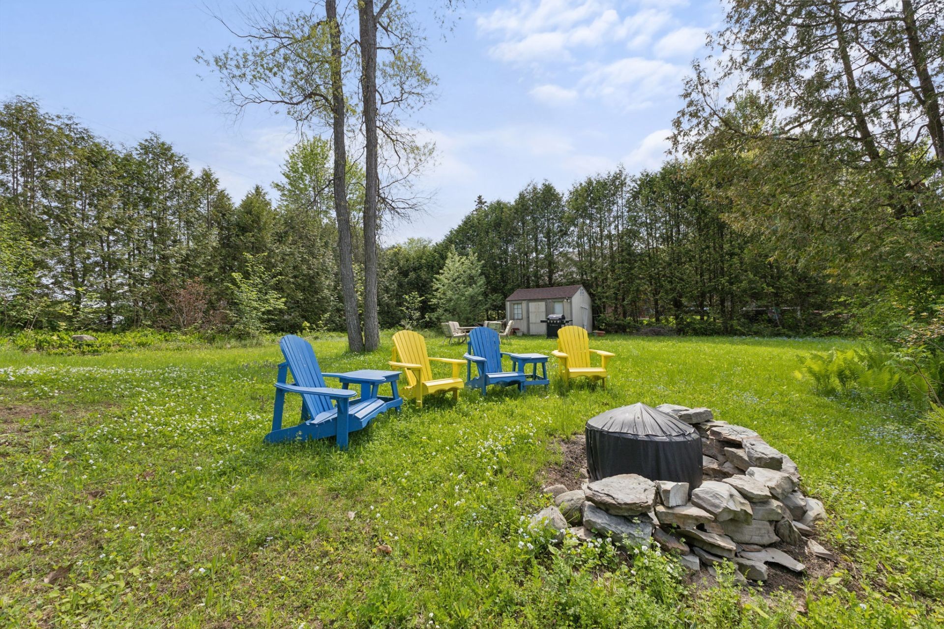 









23


Ch. Lockhart

,
Val-des-Monts,




QC
J8N2R9

