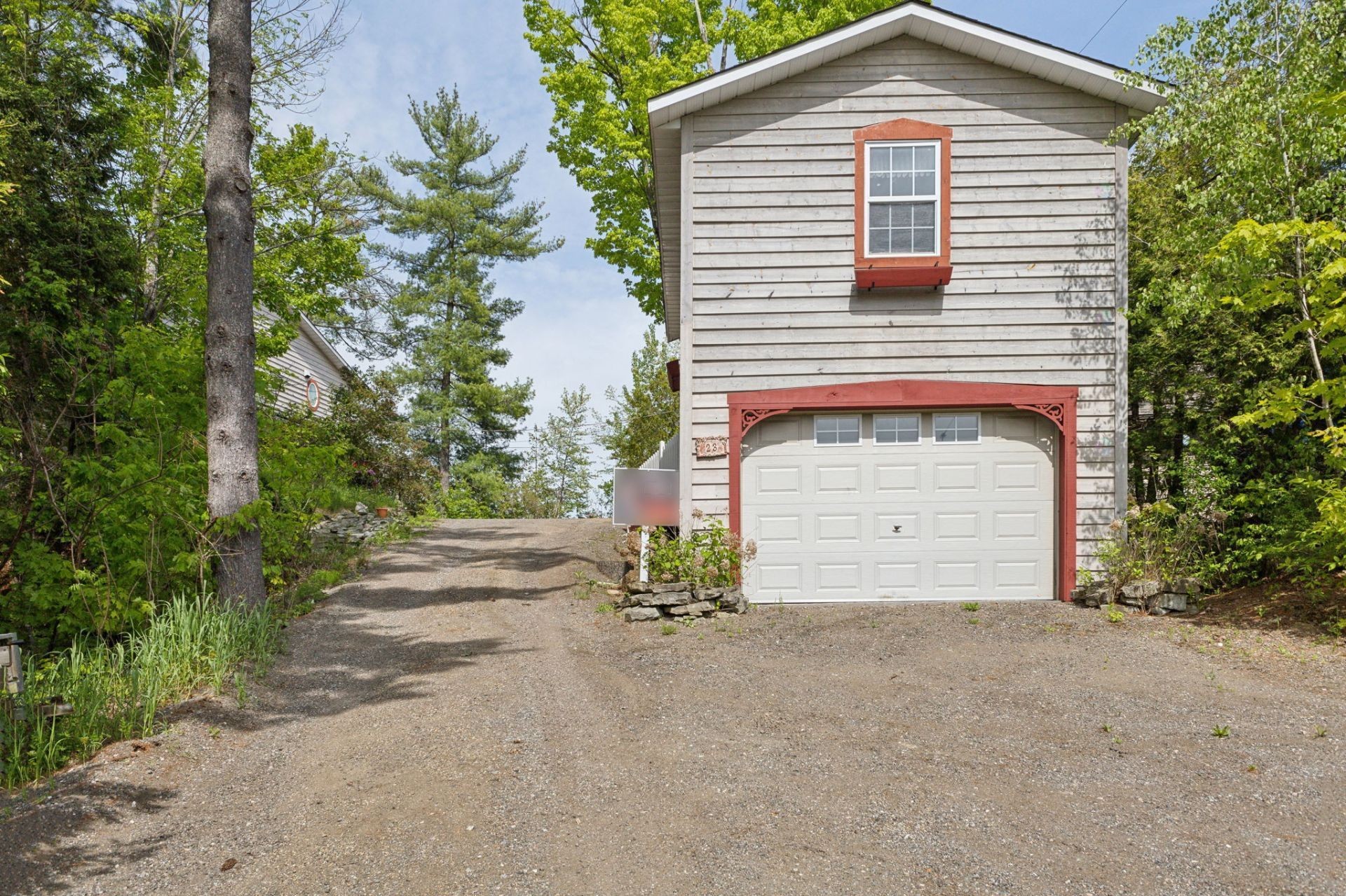 









23


Ch. Lockhart

,
Val-des-Monts,




QC
J8N2R9

