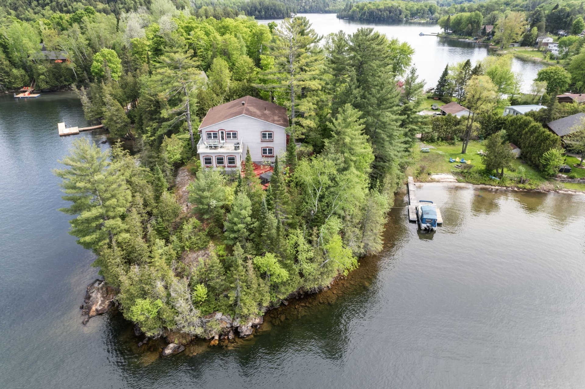 









23


Ch. Lockhart

,
Val-des-Monts,




QC
J8N2R9

