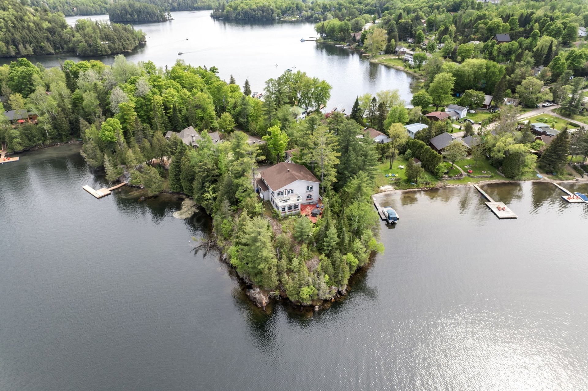 









23


Ch. Lockhart

,
Val-des-Monts,




QC
J8N2R9

