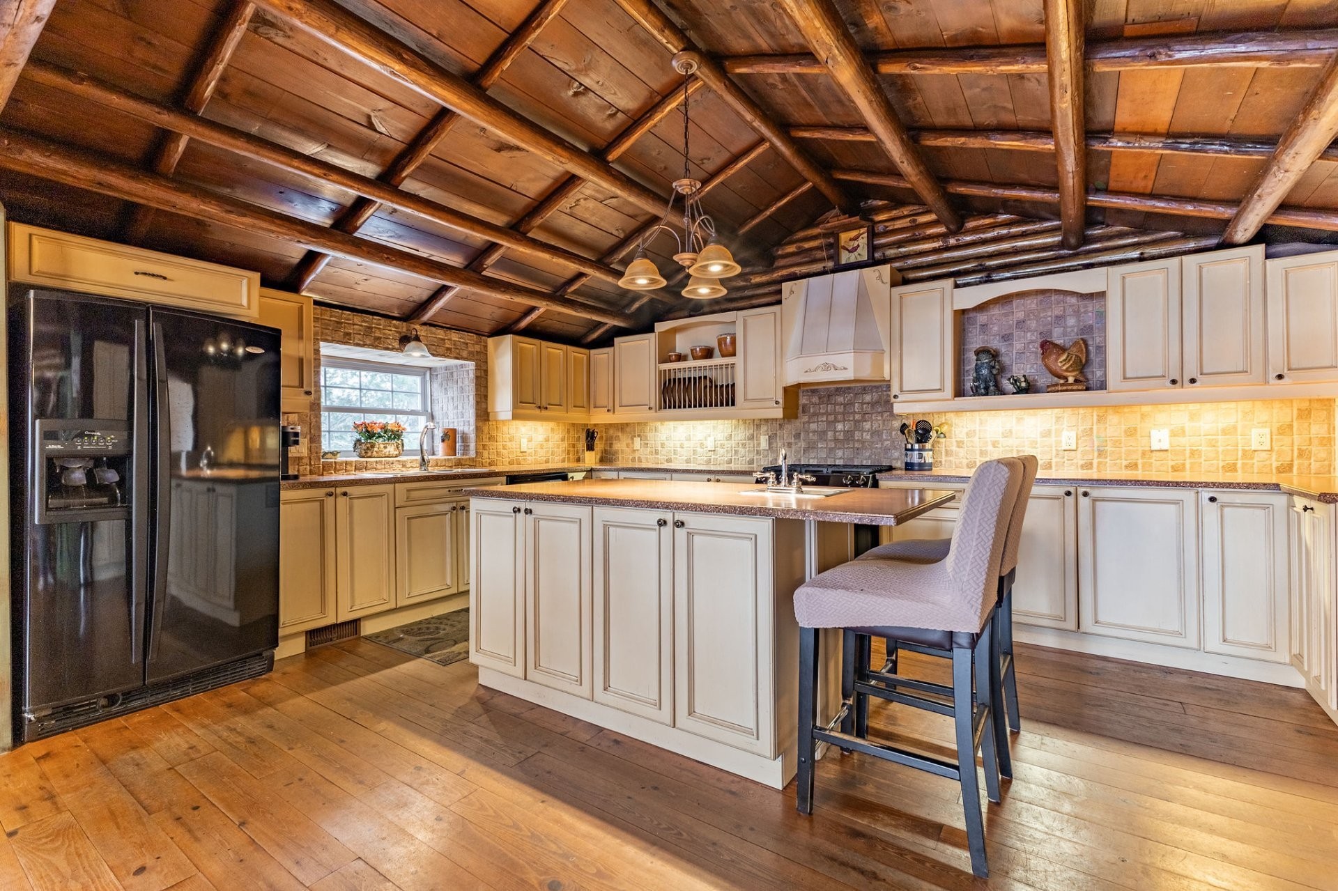 









23


Ch. Lockhart

,
Val-des-Monts,




QC
J8N2R9

