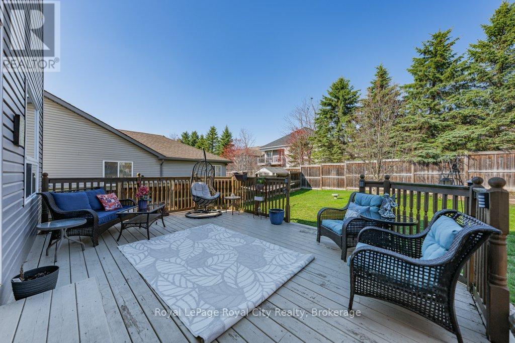 












120 WINSTON STREET

,
Guelph/Eramosa (Rockwood),




Ontario
N0B2K0

