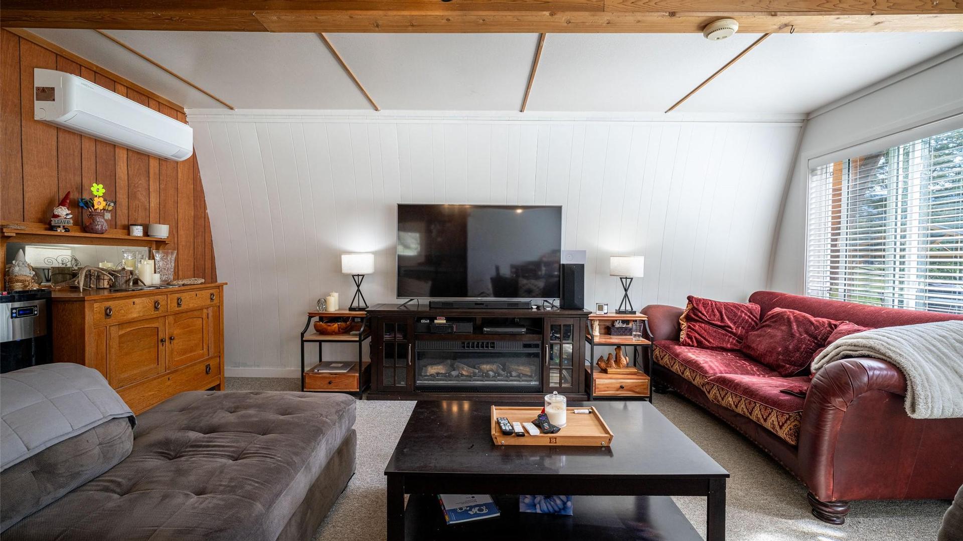 









6142


Falkland

Road,
Falkland,




BC
V0E 1W0

