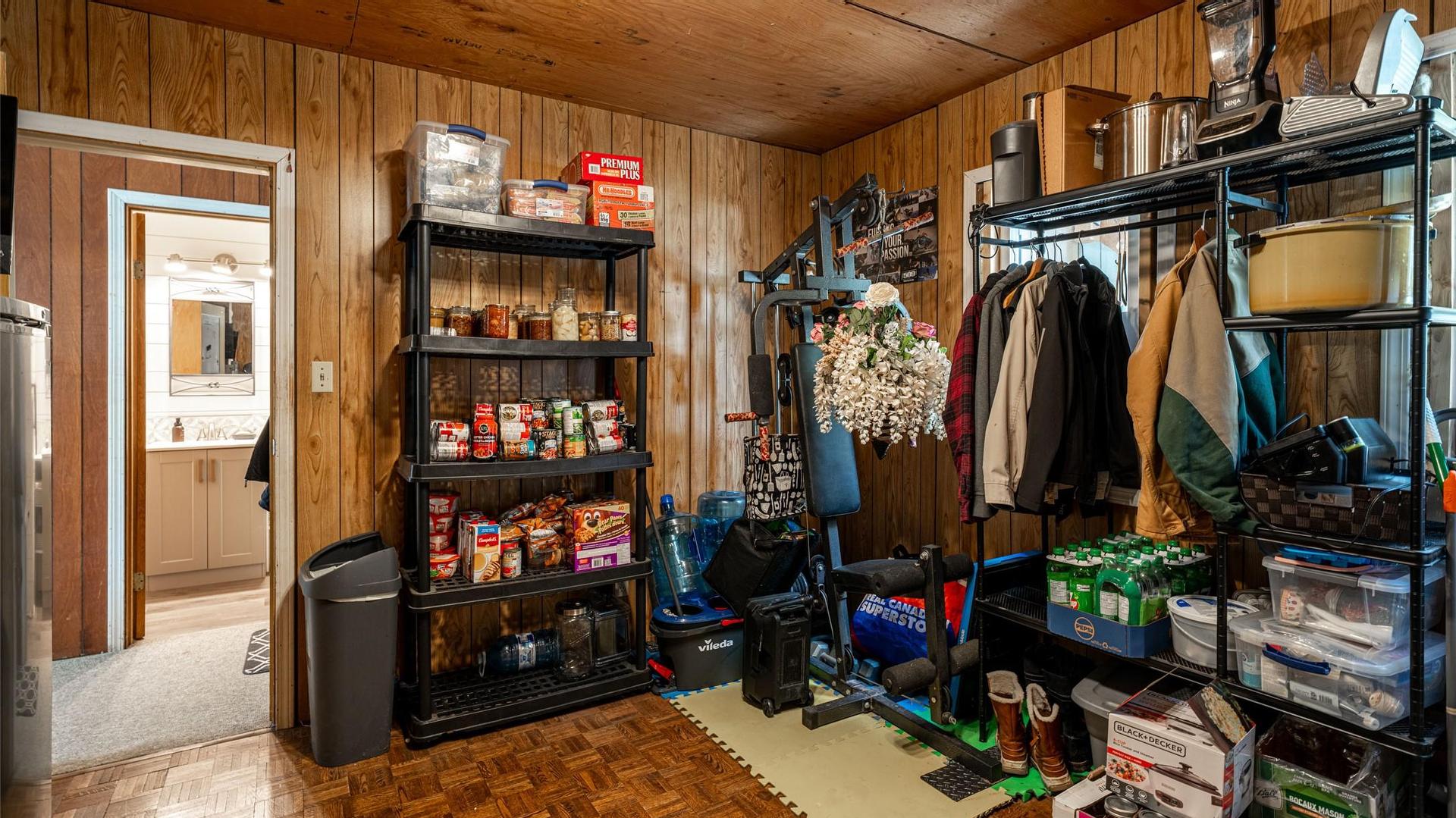 









6142


Falkland

Road,
Falkland,




BC
V0E 1W0

