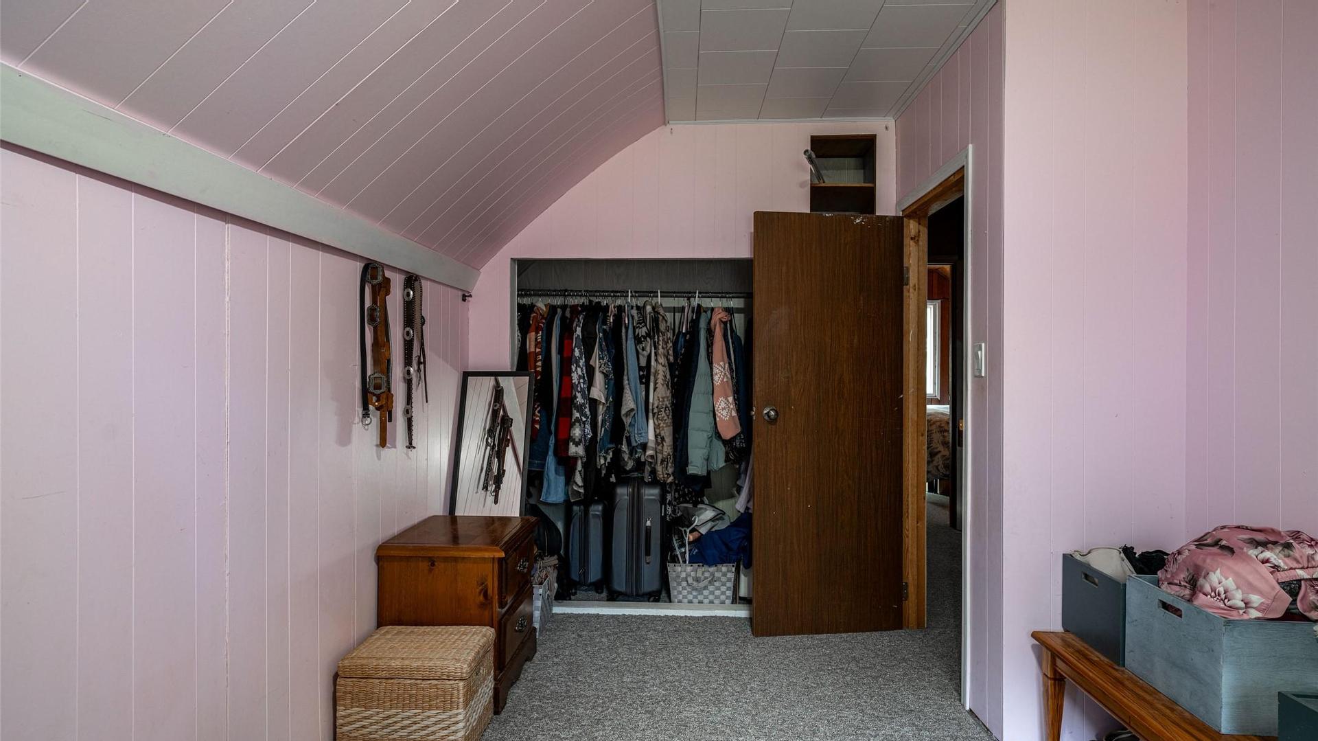 









6142


Falkland

Road,
Falkland,




BC
V0E 1W0

