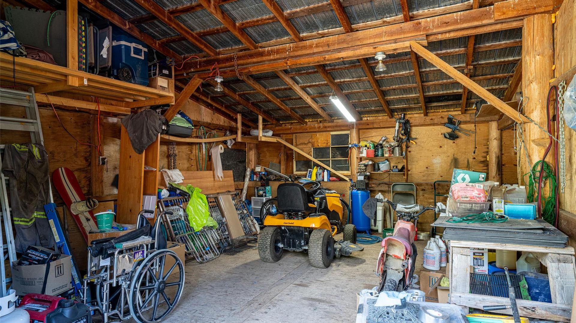 









6142


Falkland

Road,
Falkland,




BC
V0E 1W0

