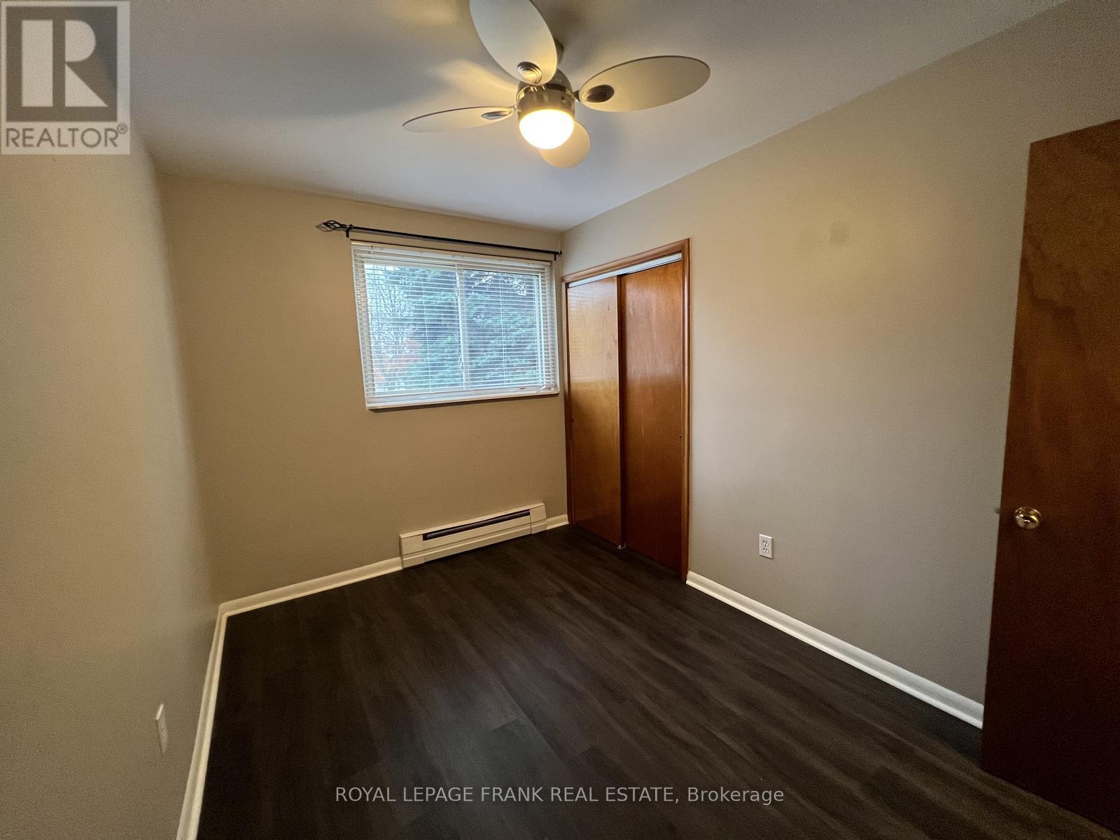 












300 ATHOL STREET

,
Whitby (Downtown Whitby),




Ontario
L1N3Z4

