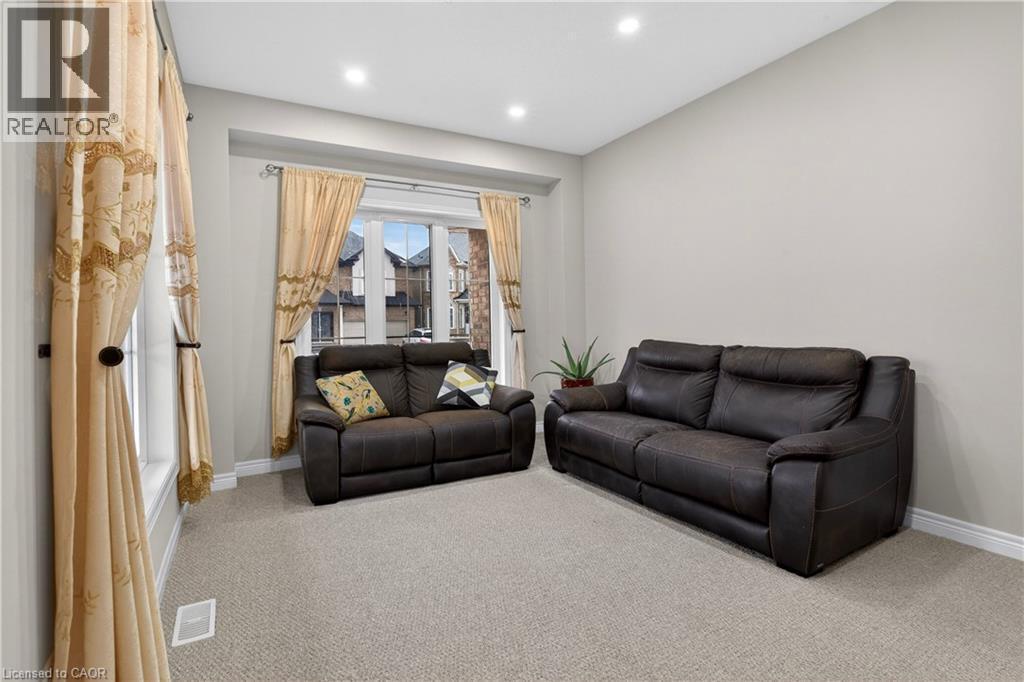 












79 DOLOMITI Court

,
Hamilton,




Ontario
L0R1P0

