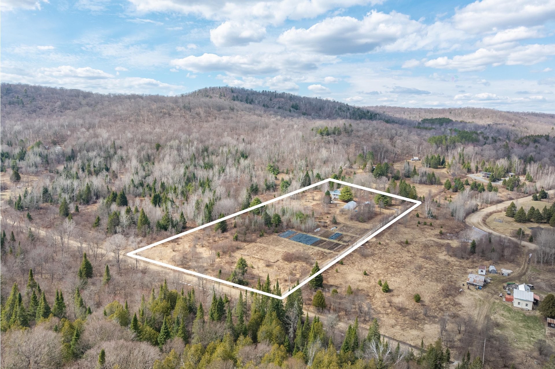 









521


Mtée Major

,
Boileau,




QC
J0V1N0

