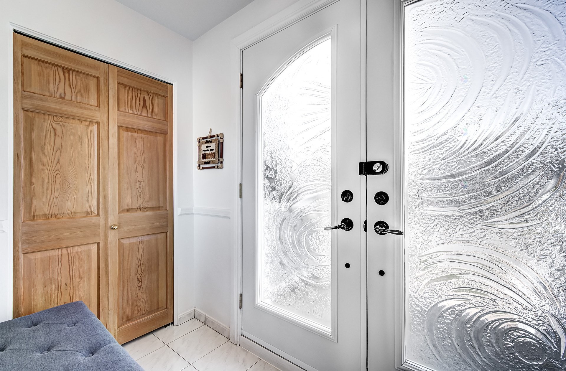 









74


Rue Chatillon

,
Dollard-des-Ormeaux,




QC
H9B1B3

