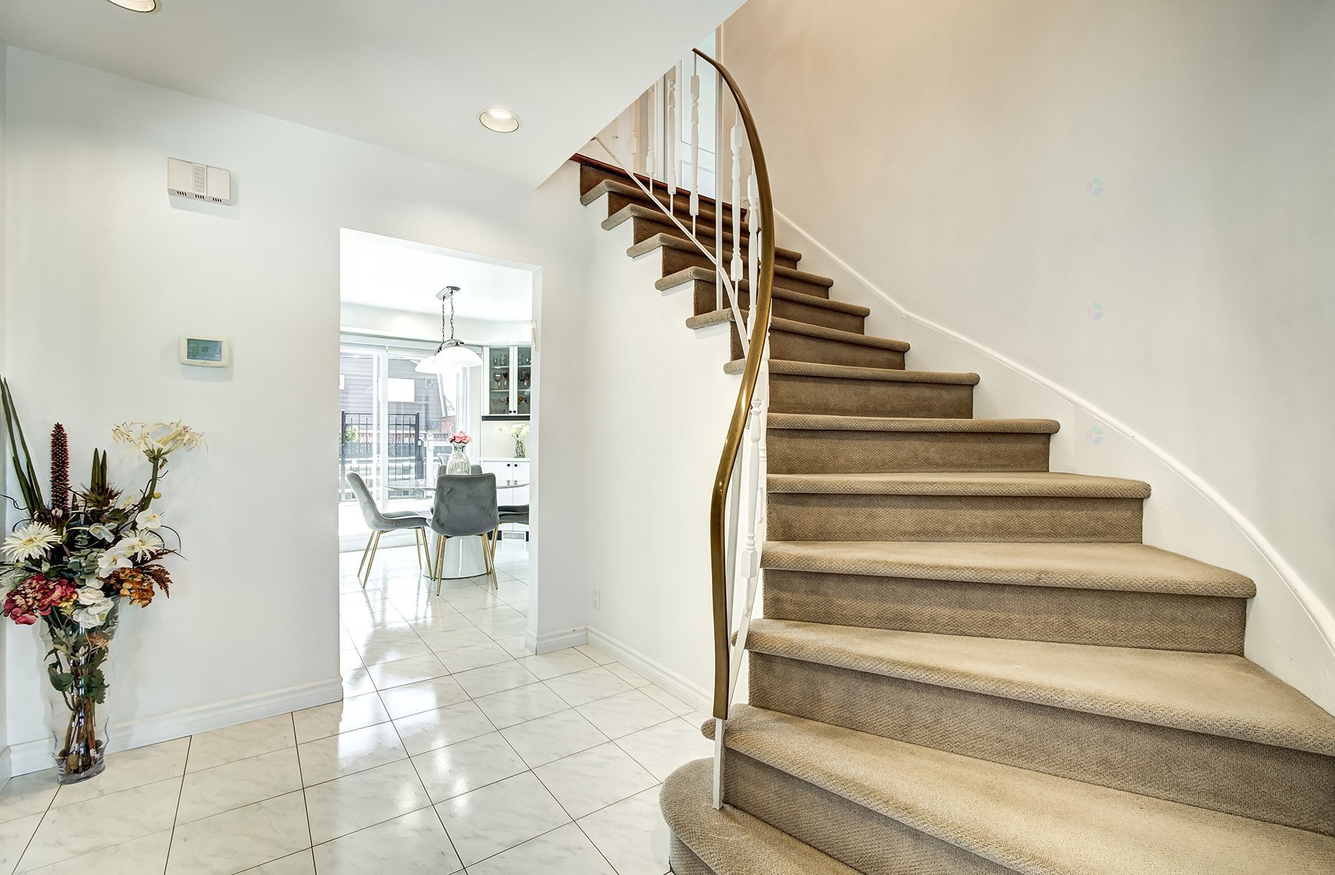 









74


Rue Chatillon

,
Dollard-des-Ormeaux,




QC
H9B1B3

