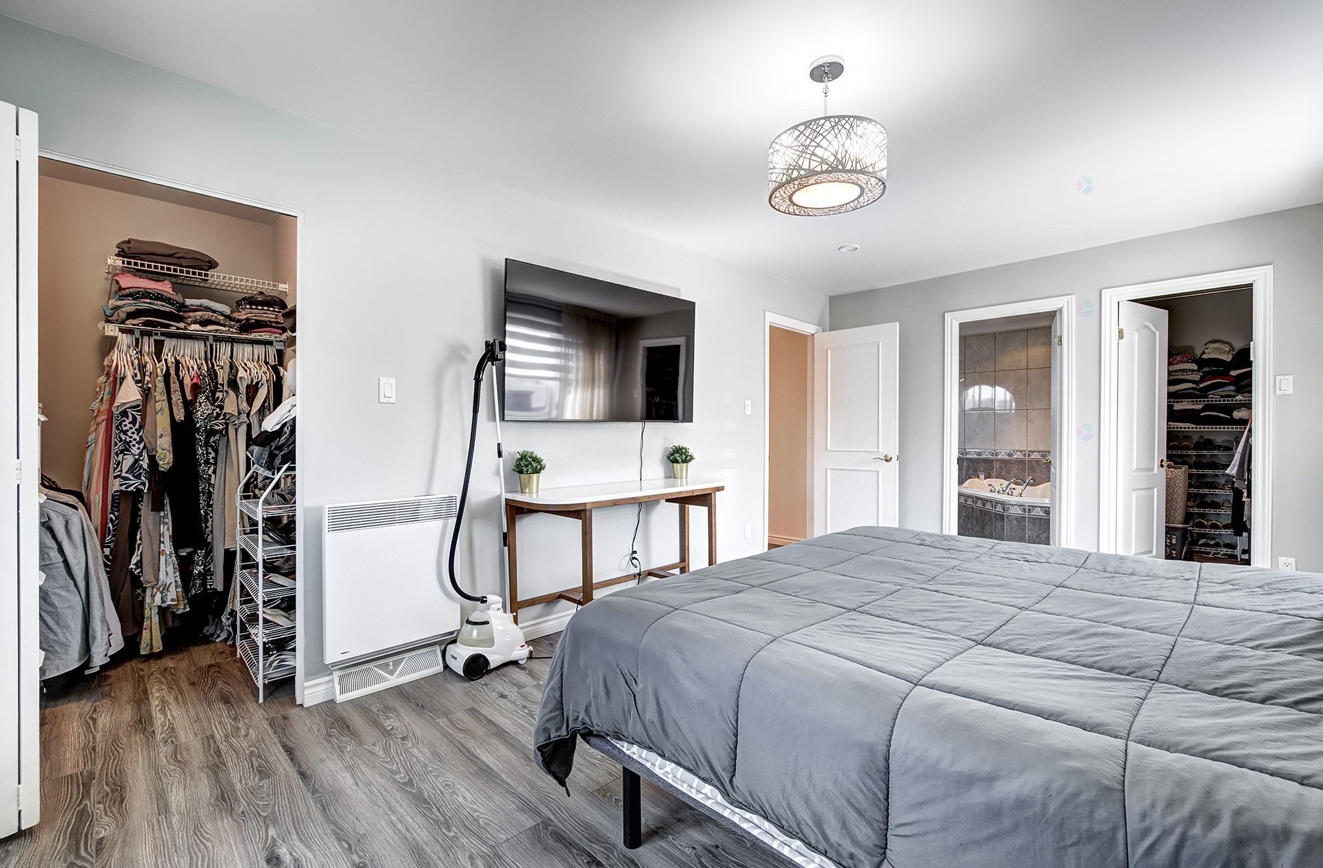 









74


Rue Chatillon

,
Dollard-des-Ormeaux,




QC
H9B1B3

