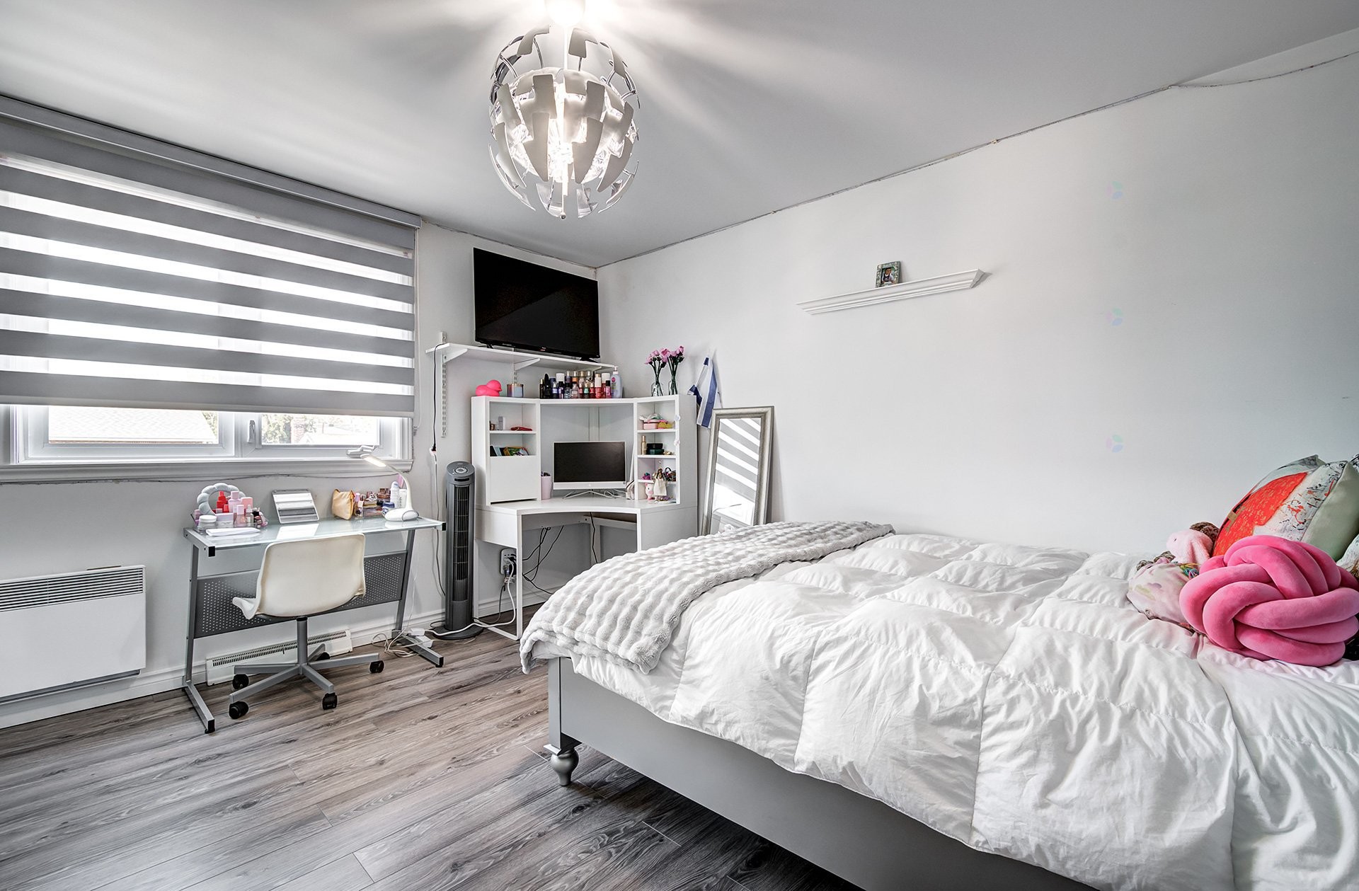 









74


Rue Chatillon

,
Dollard-des-Ormeaux,




QC
H9B1B3

