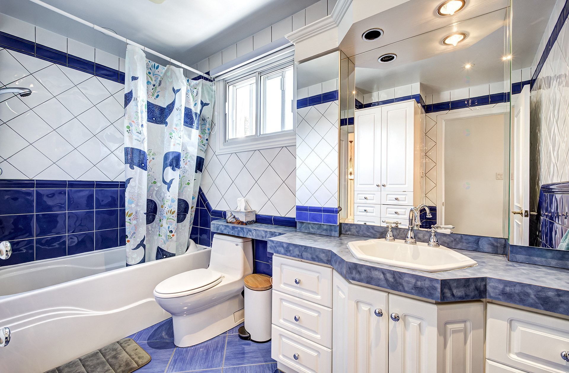 









74


Rue Chatillon

,
Dollard-des-Ormeaux,




QC
H9B1B3

