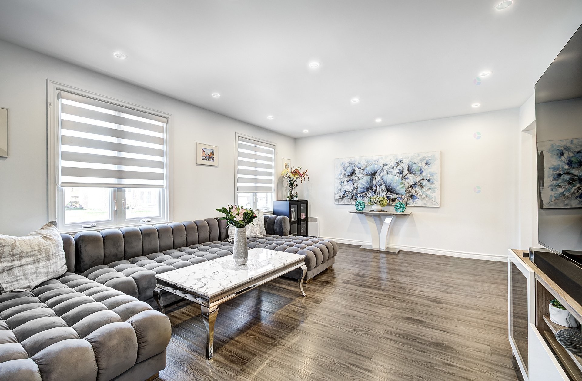 









74


Rue Chatillon

,
Dollard-des-Ormeaux,




QC
H9B1B3

