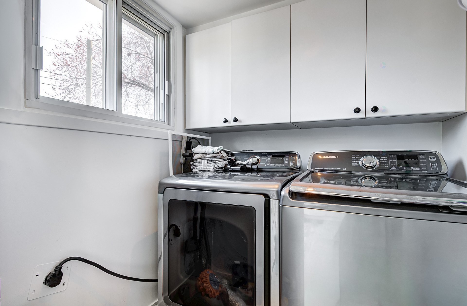 









74


Rue Chatillon

,
Dollard-des-Ormeaux,




QC
H9B1B3

