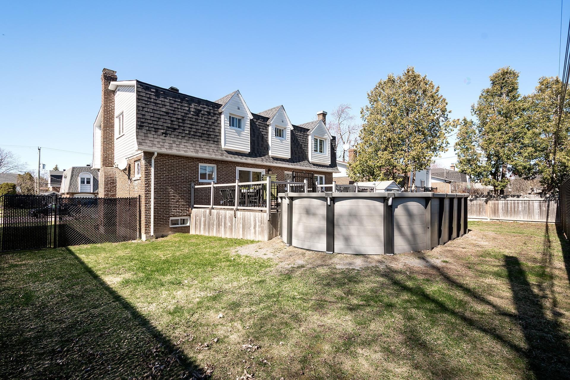 









74


Rue Chatillon

,
Dollard-des-Ormeaux,




QC
H9B1B3

