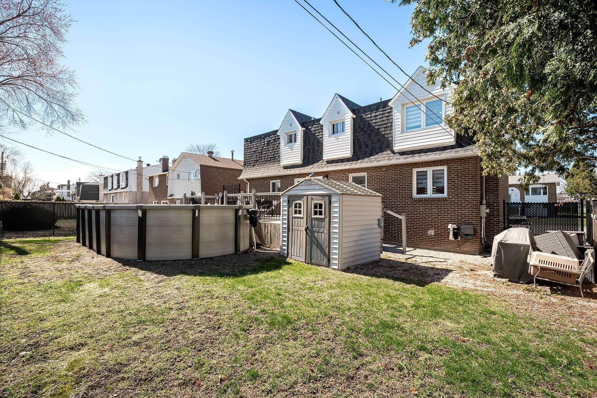 









74


Rue Chatillon

,
Dollard-des-Ormeaux,




QC
H9B1B3

