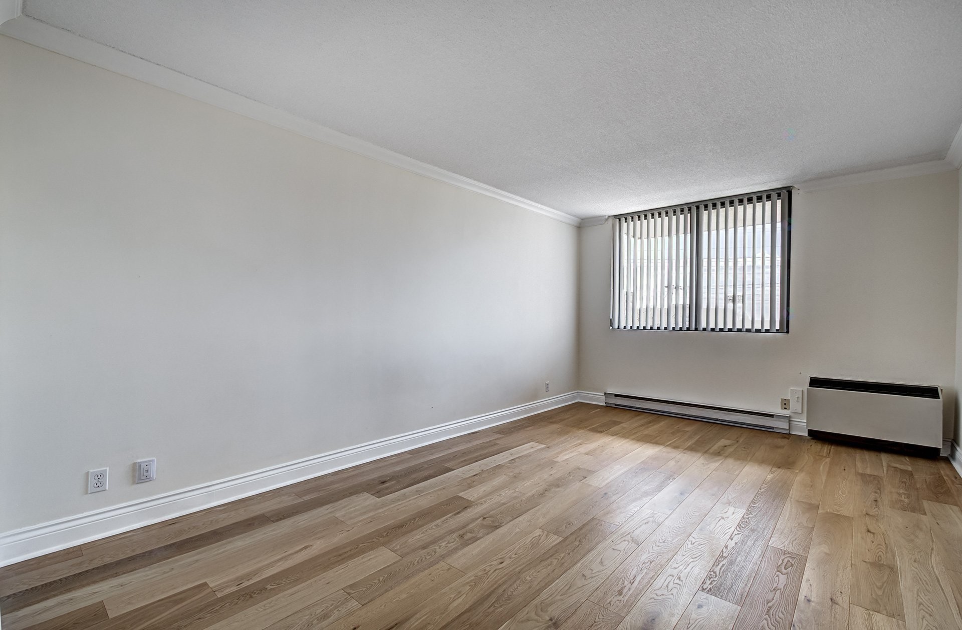 









11015


Boul. Cavendish

, 302,
Montréal (Saint-Laurent),




QC
H4R2H5

